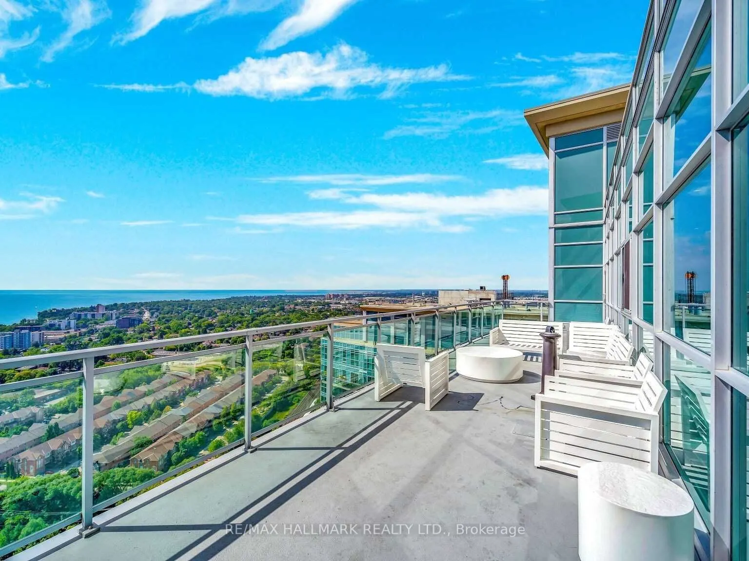 165 Legion Road N, #2323