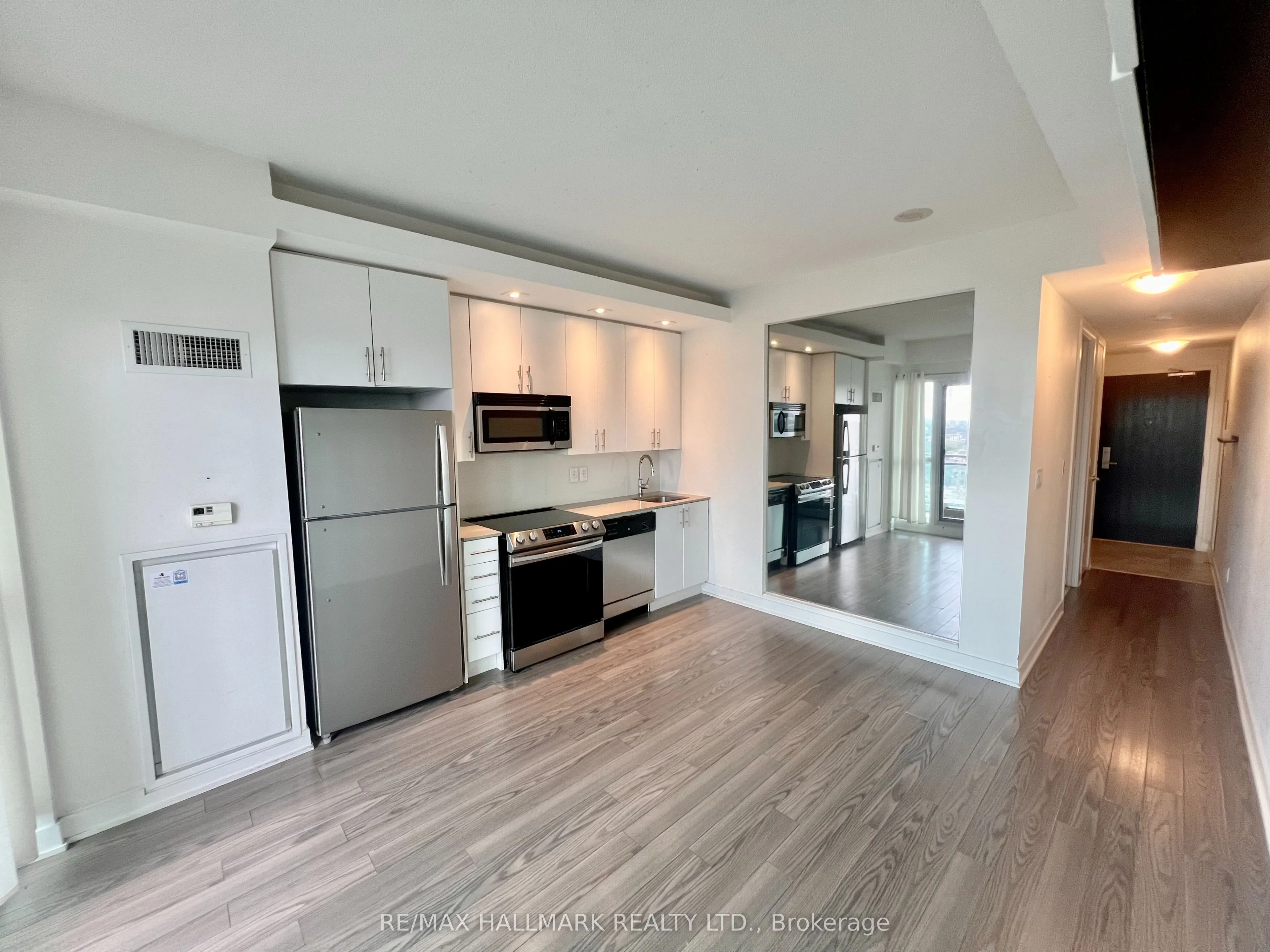 165 Legion Road N, #2323