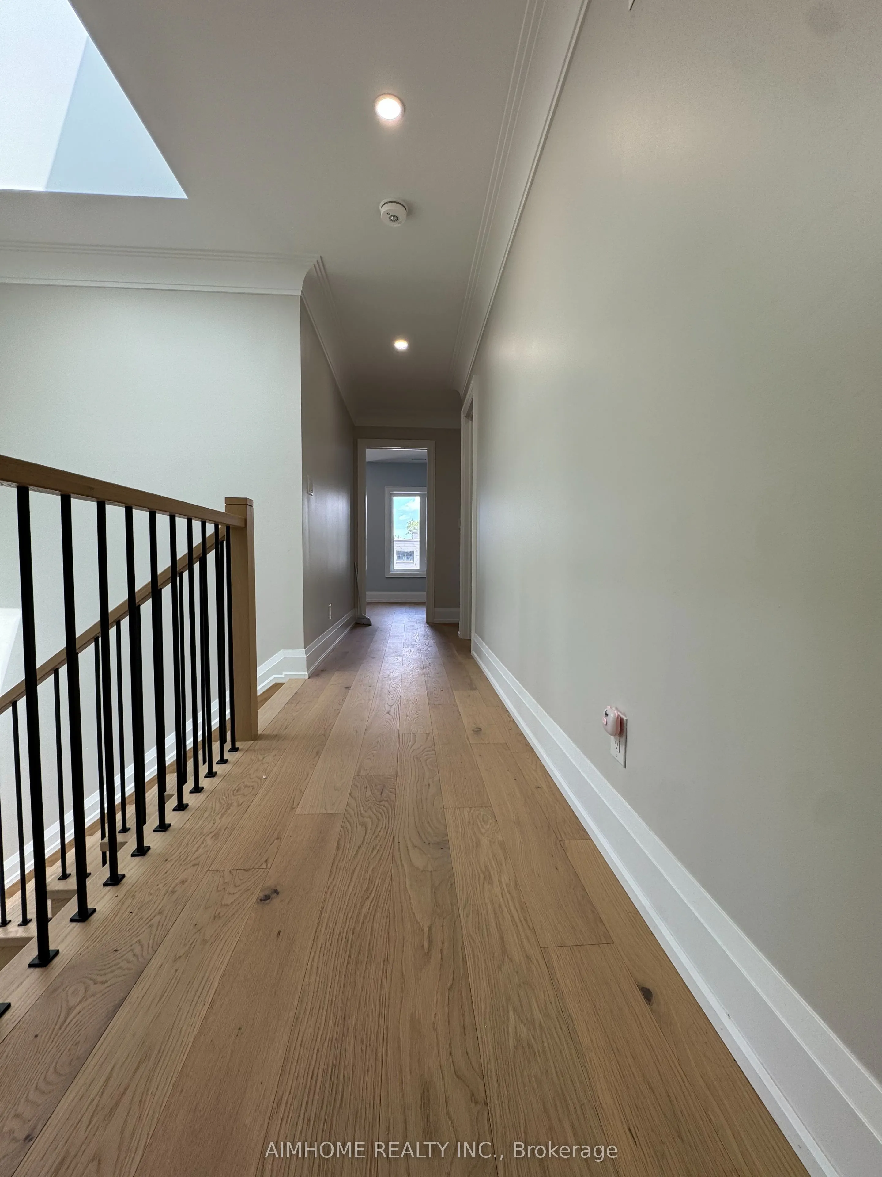 1104 Edgeleigh Avenue