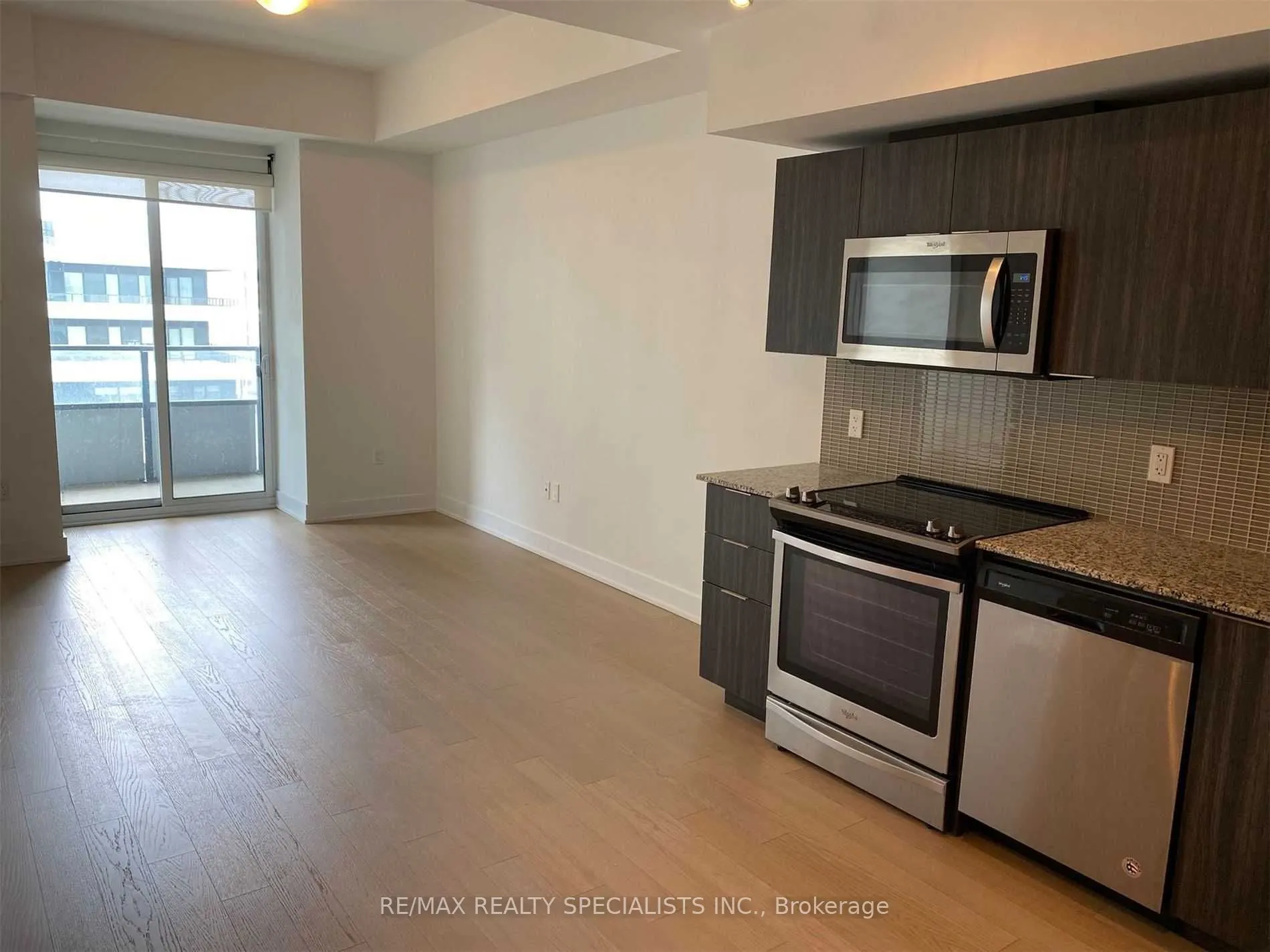 20 SHORE BREEZE Drive, #404