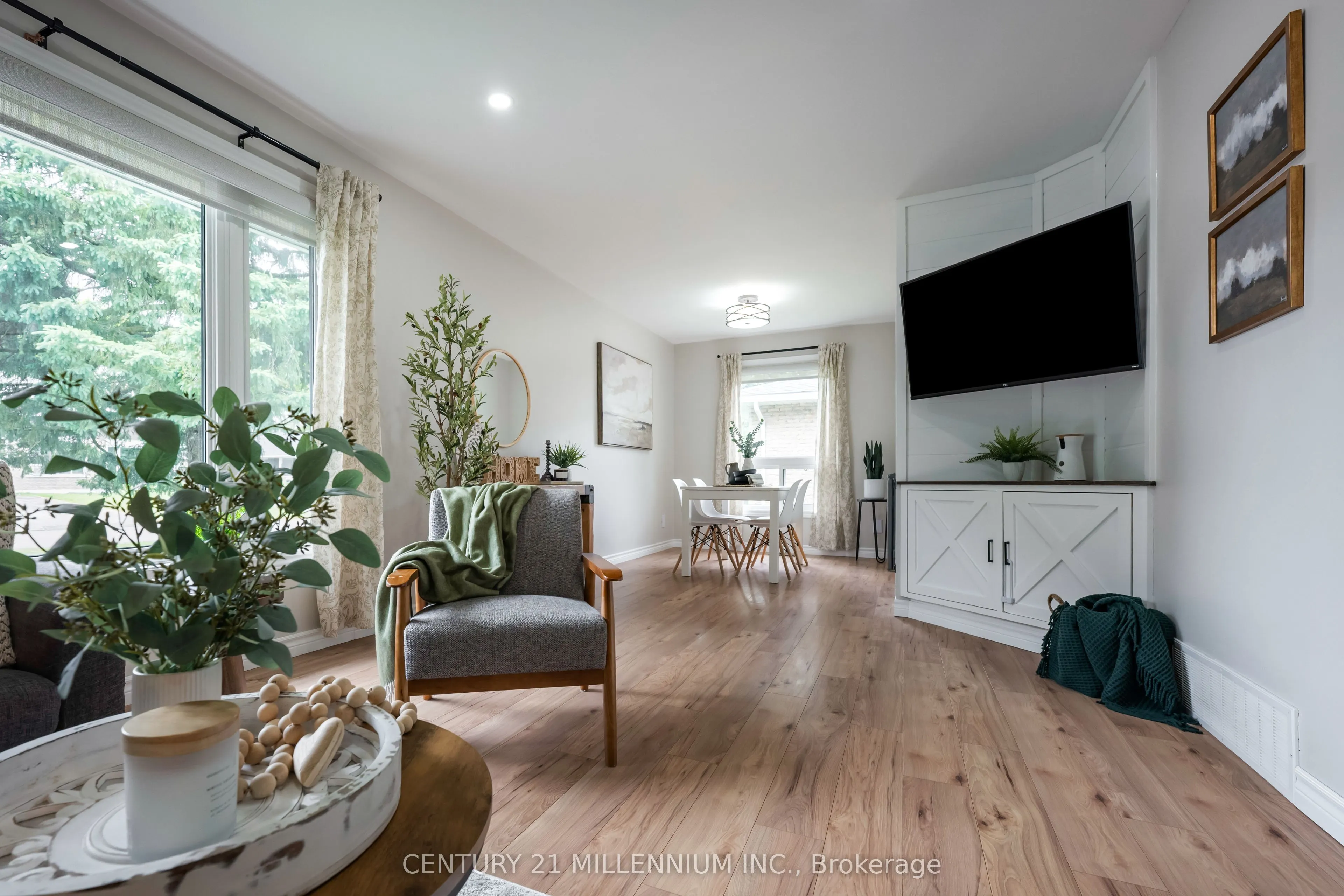 33 Caledonia Road