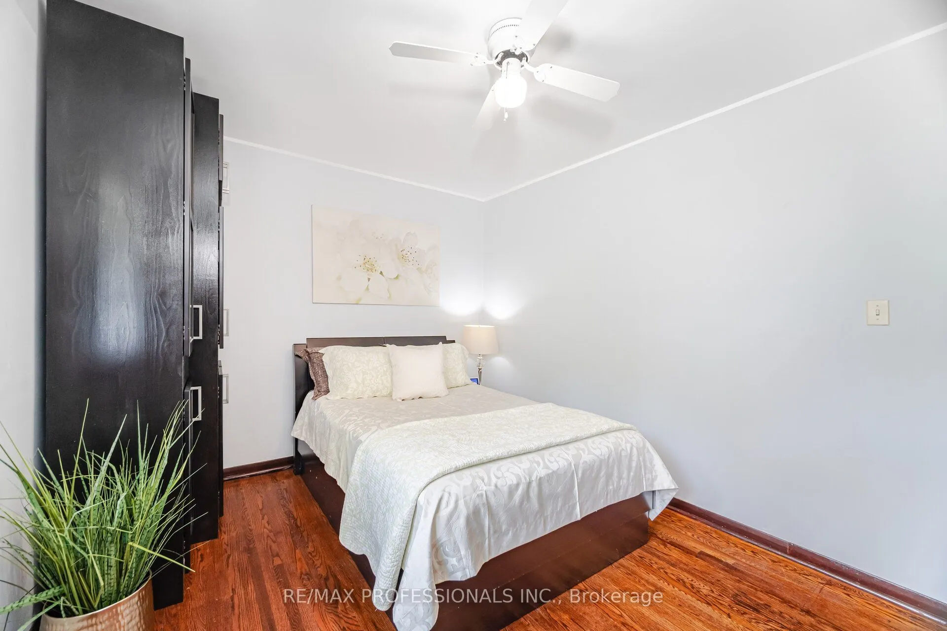 1549 Royal York Road