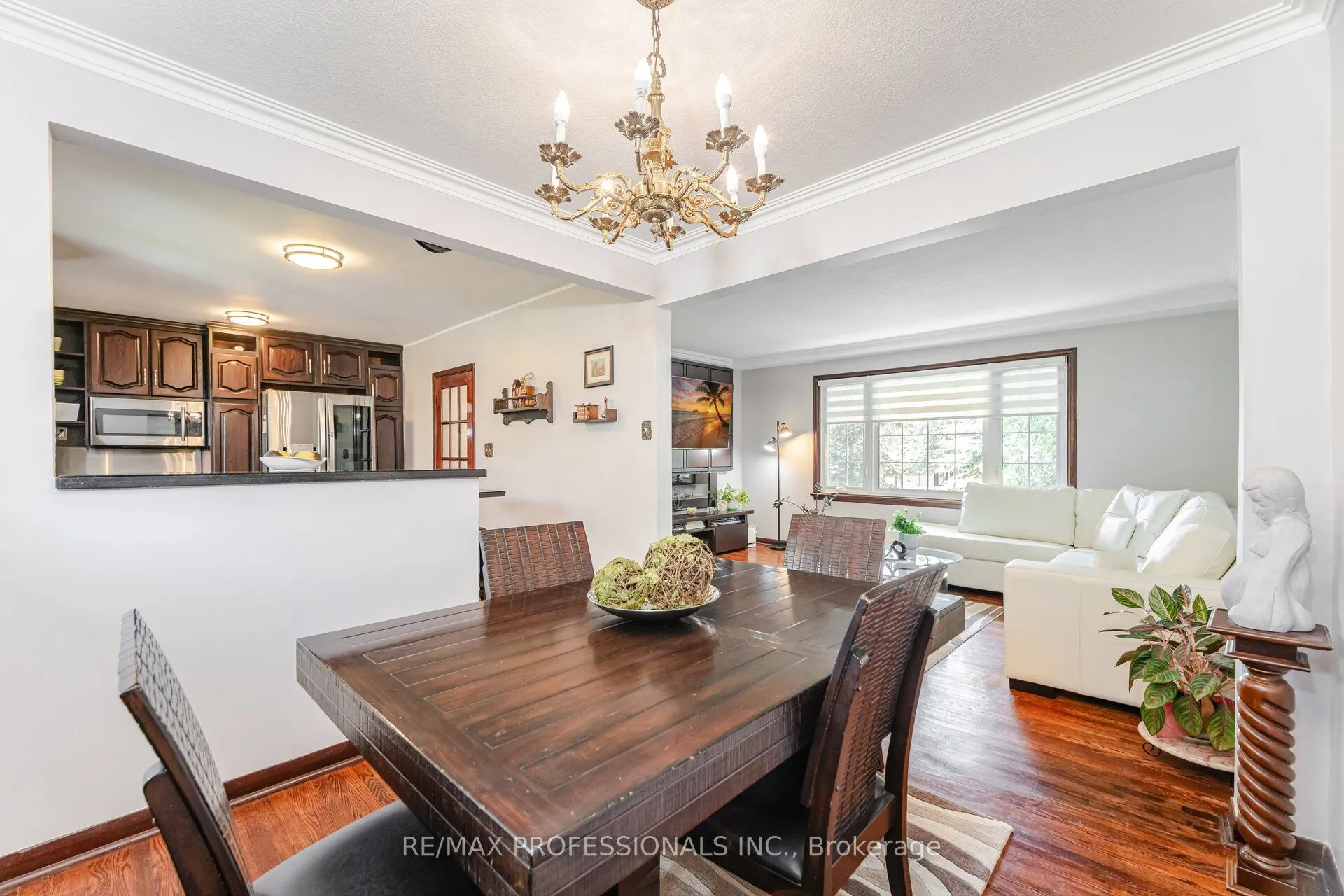 1549 Royal York Road