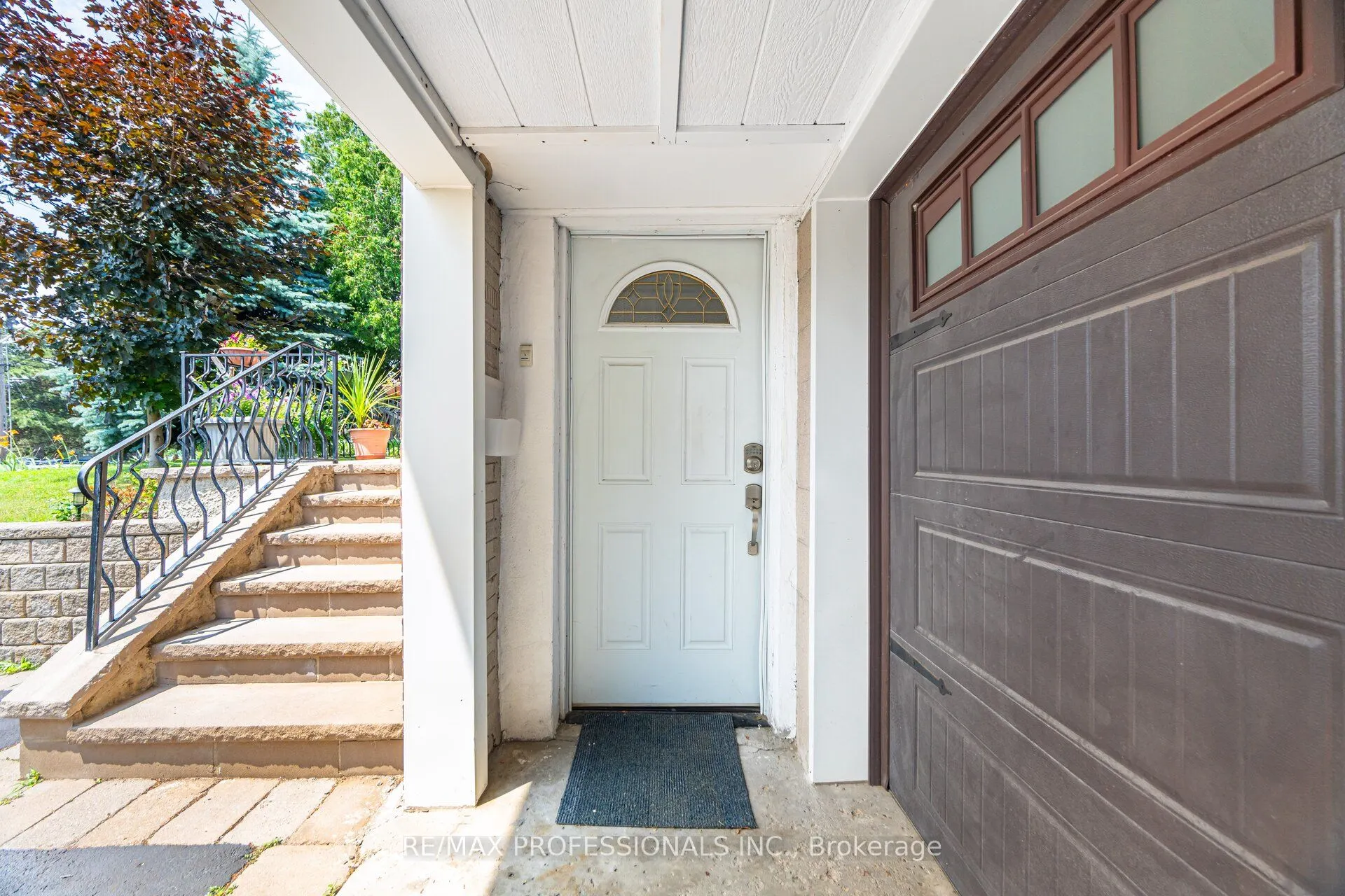 1549 Royal York Road