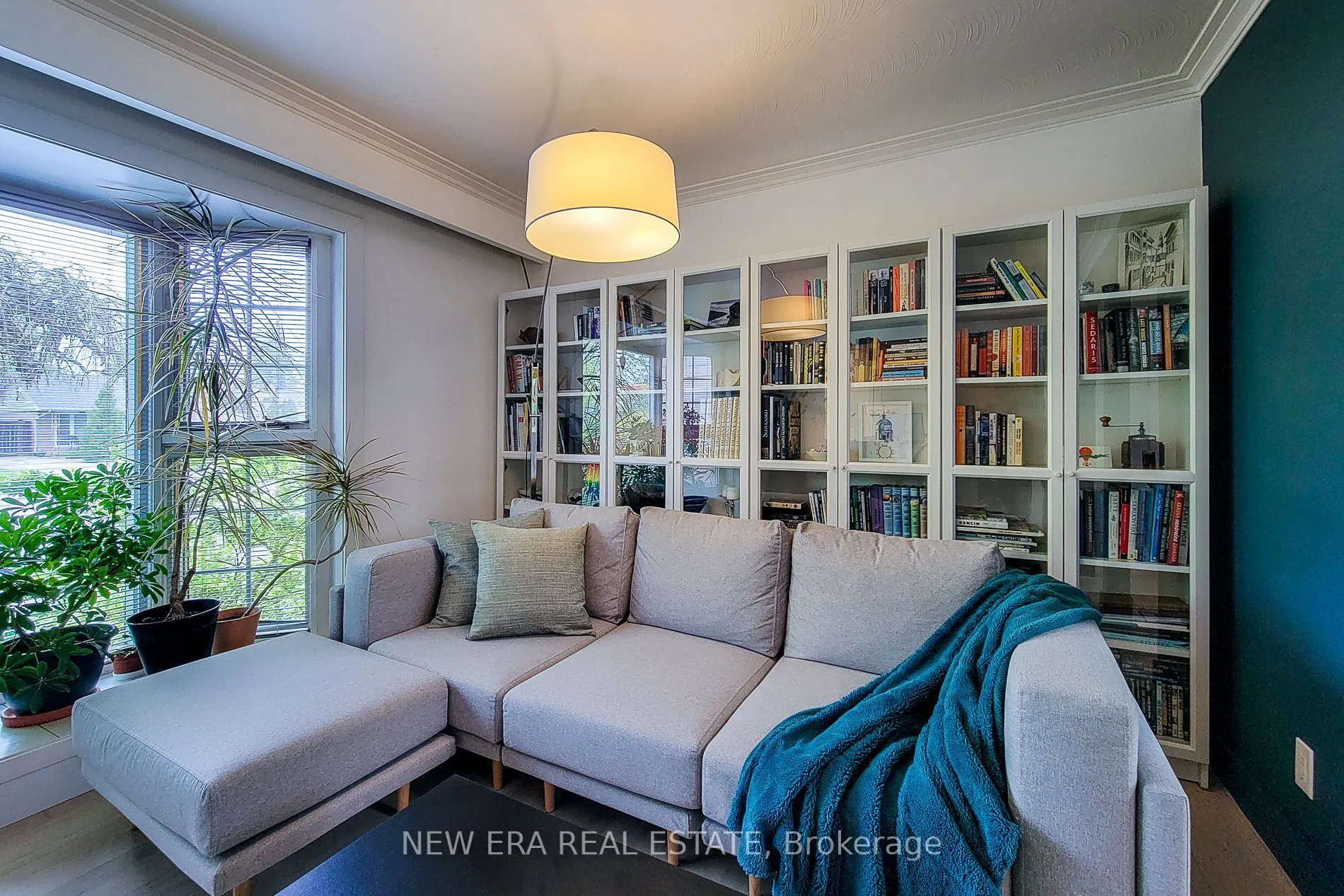 5322 Windermere Drive