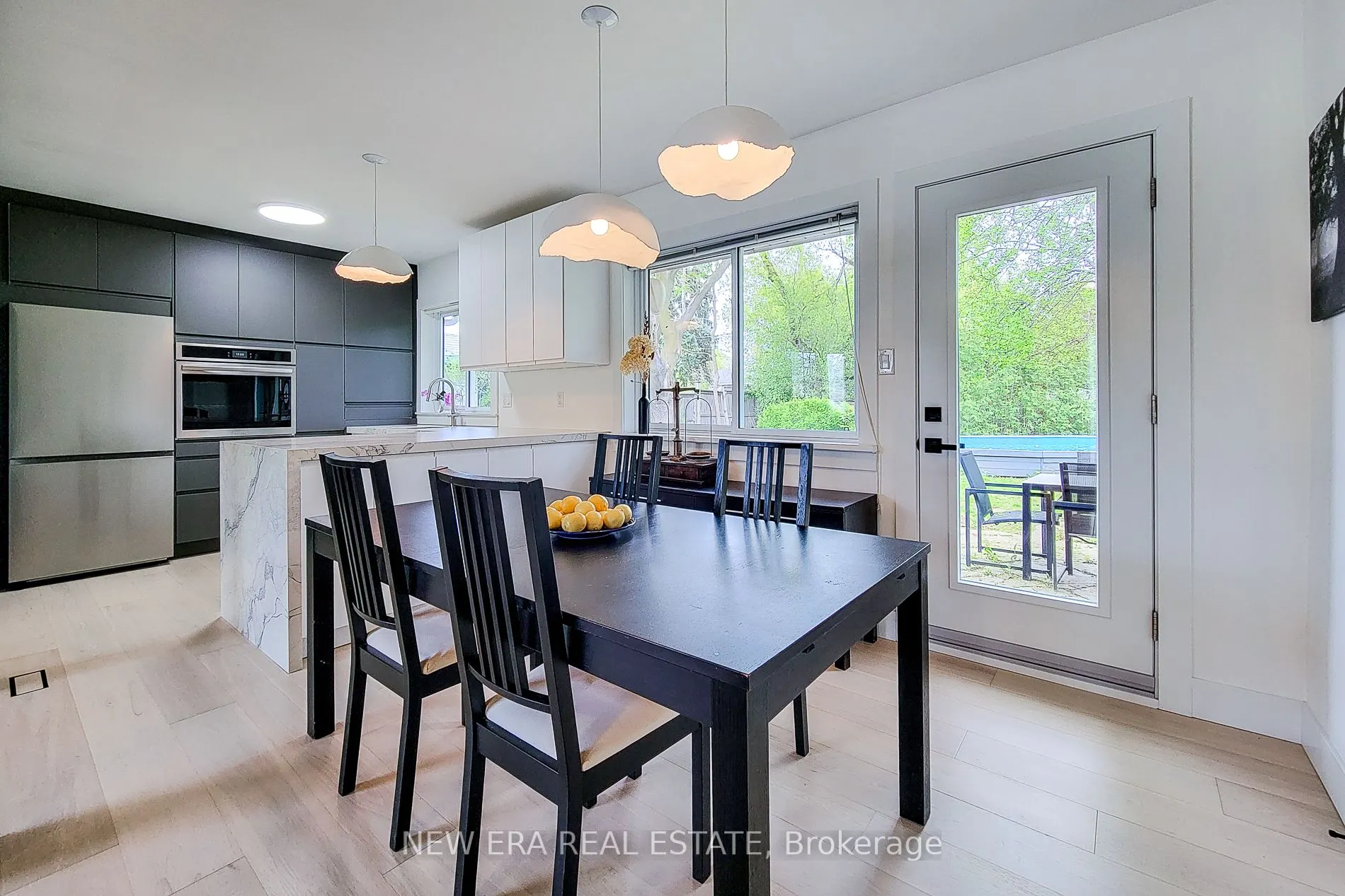 5322 Windermere Drive