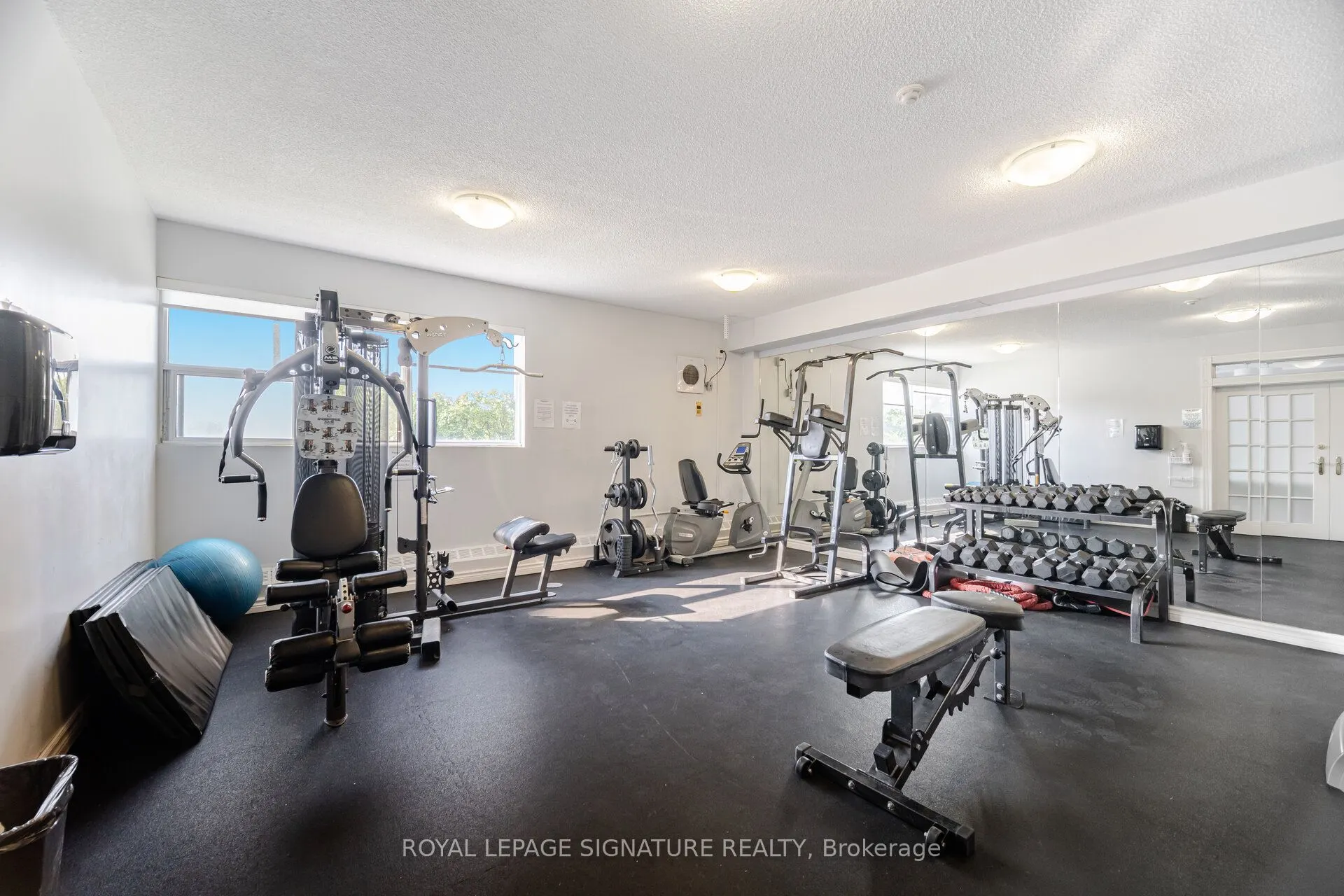 2900 Battleford Road, #214