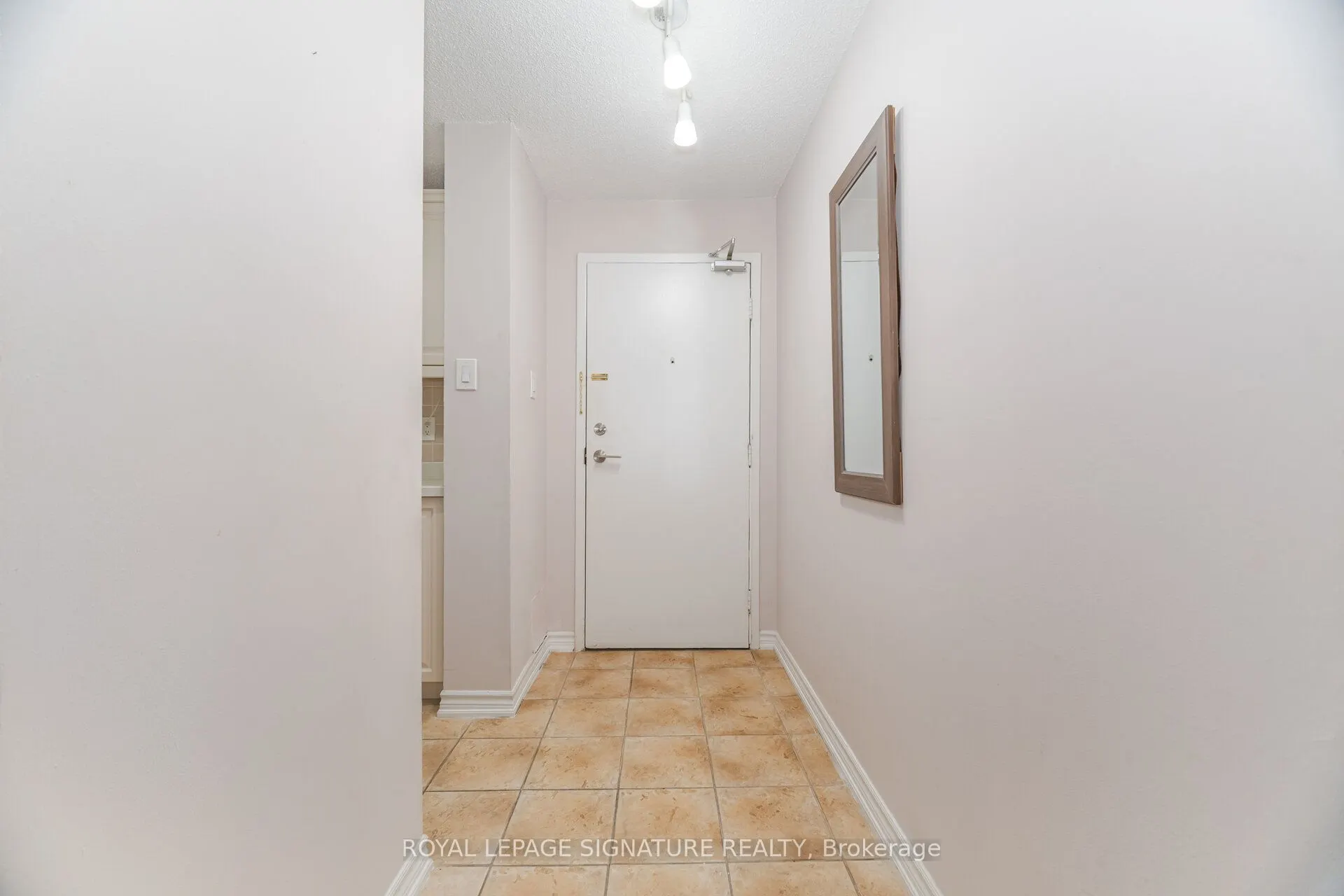 2900 Battleford Road, #214