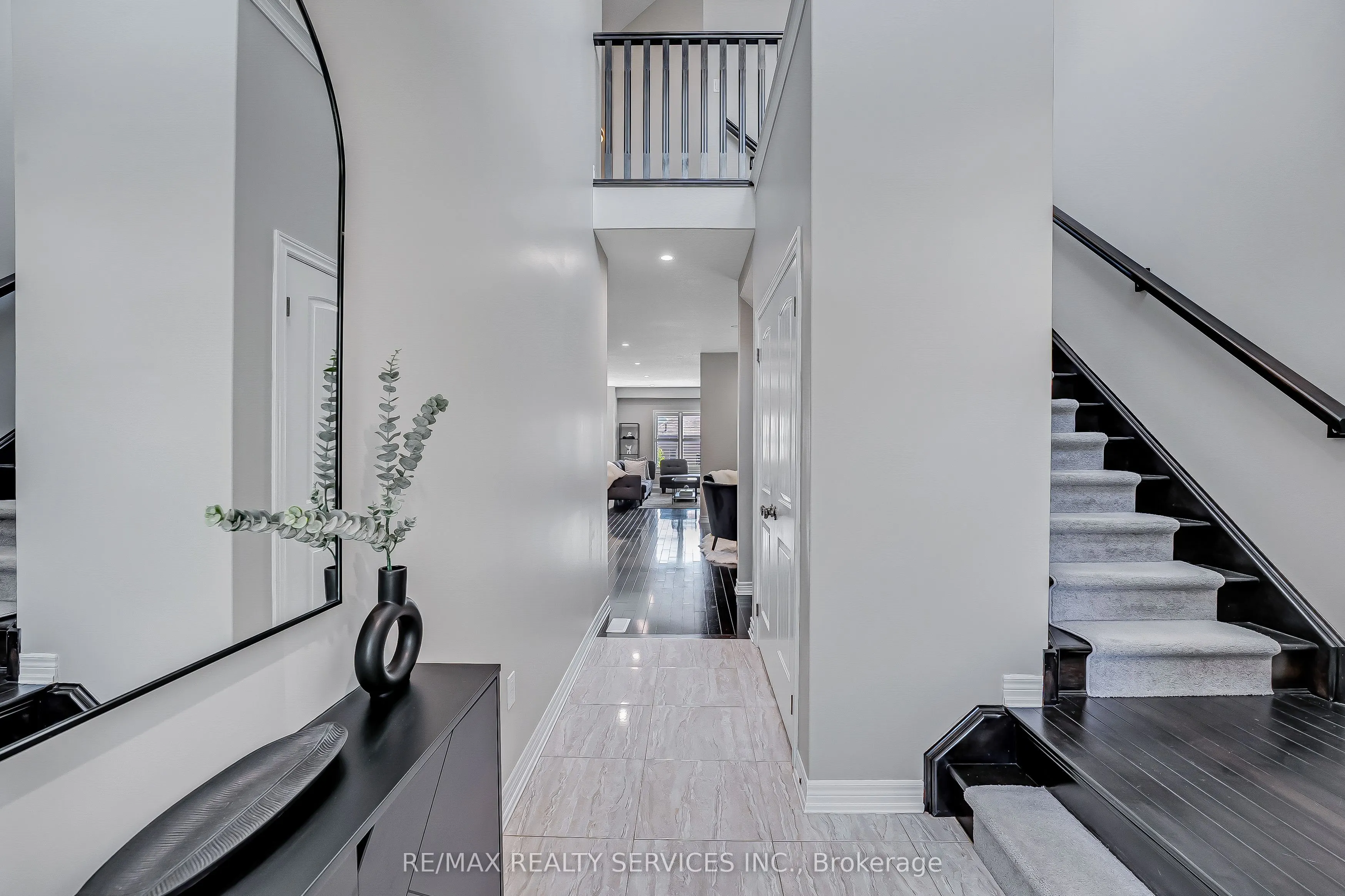 26 Wardlaw Avenue