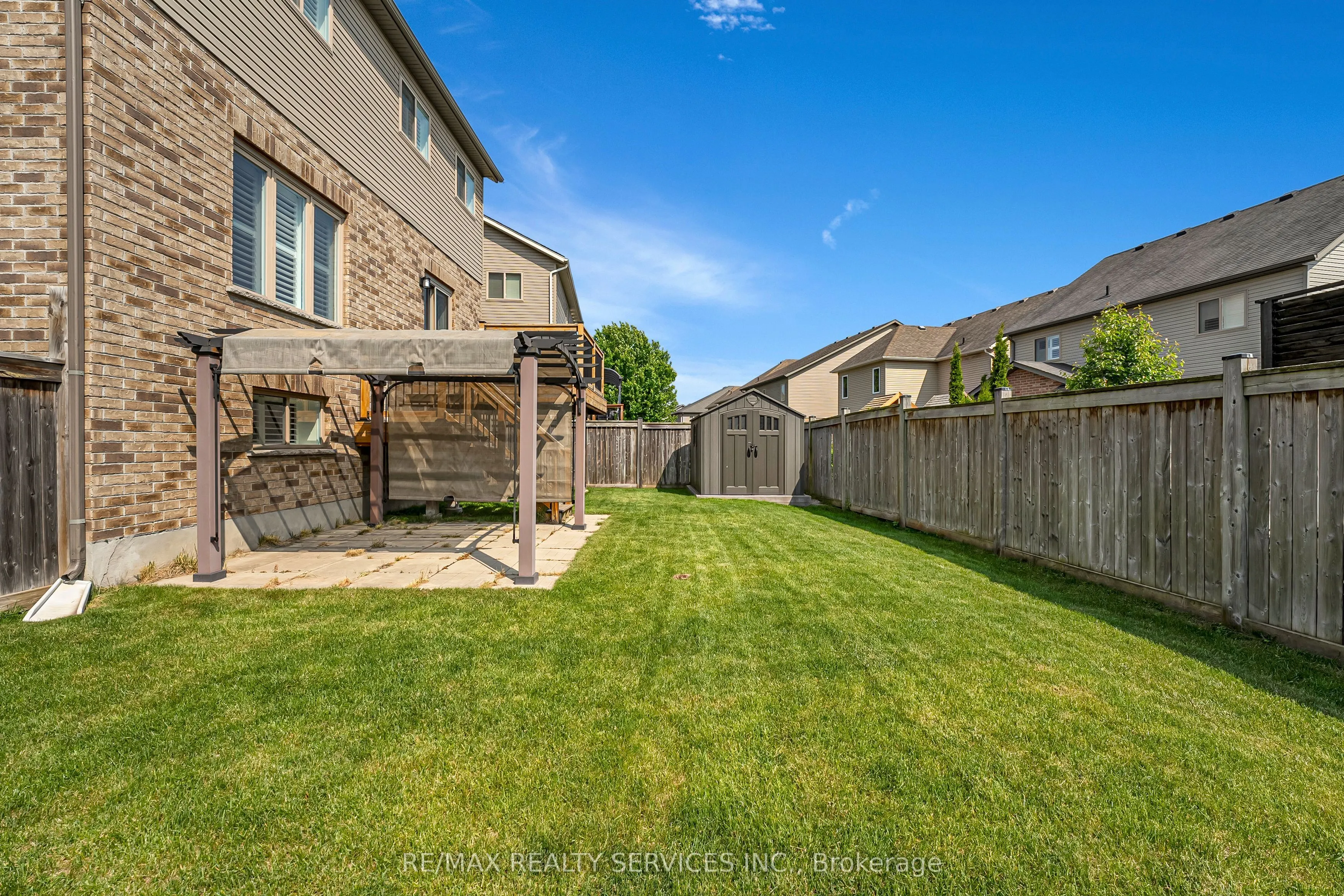 26 Wardlaw Avenue