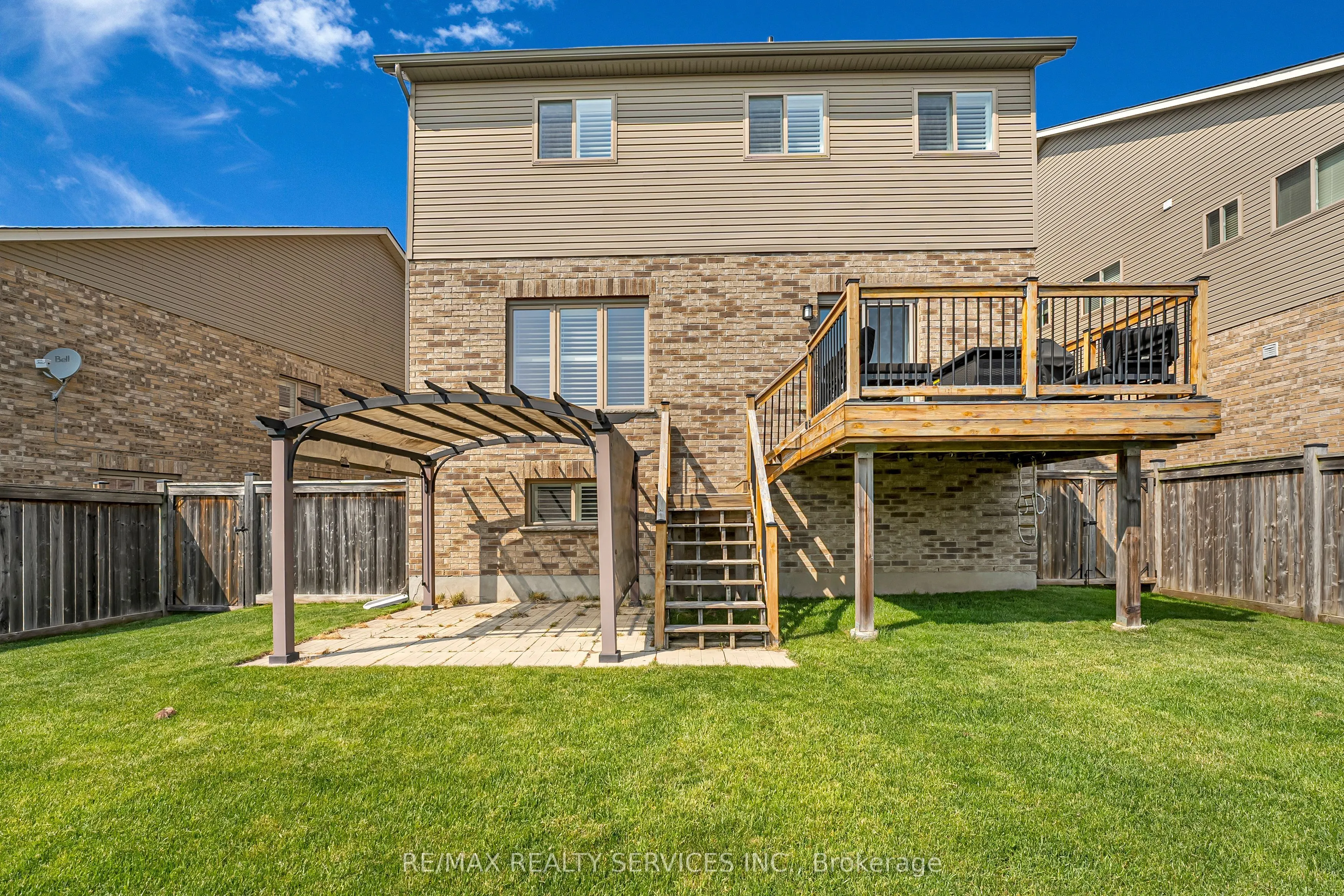 26 Wardlaw Avenue