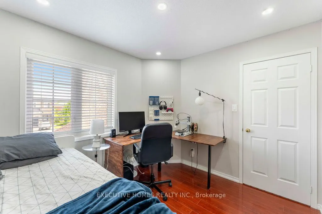 7610 Black Walnut Trail