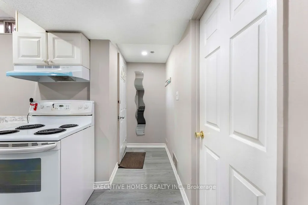 7610 Black Walnut Trail