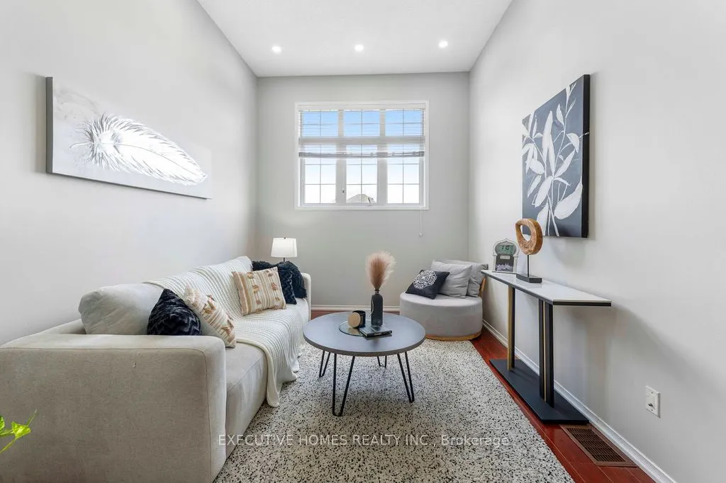 7610 Black Walnut Trail