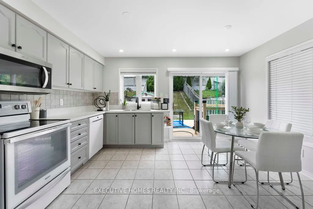 7610 Black Walnut Trail