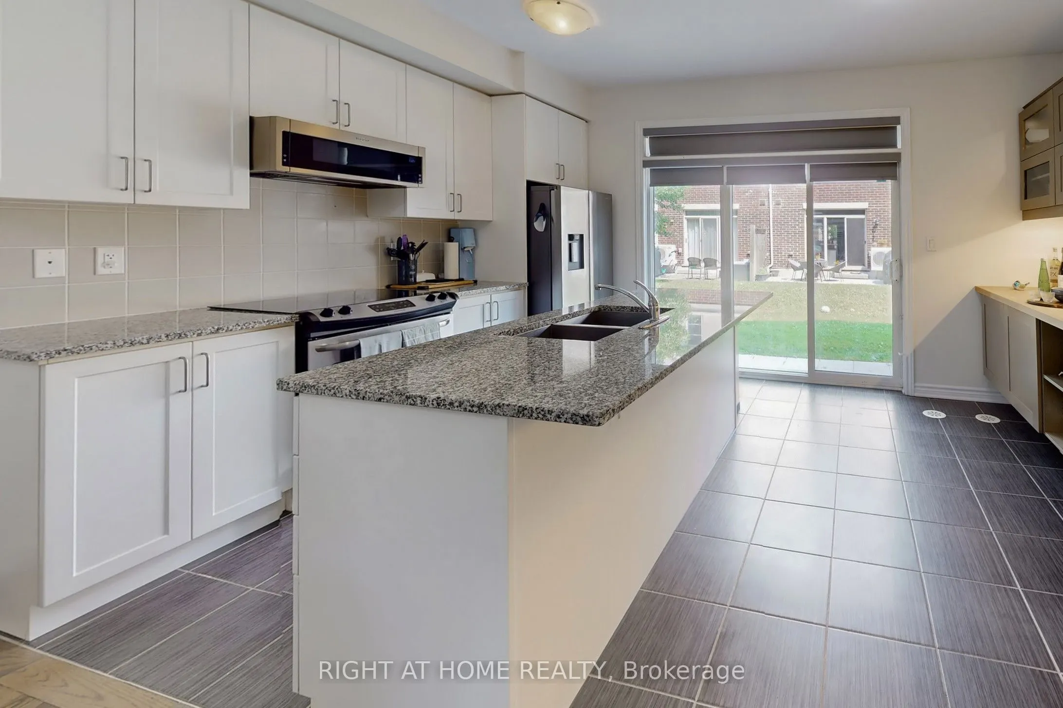636 Evans Avenue, #65