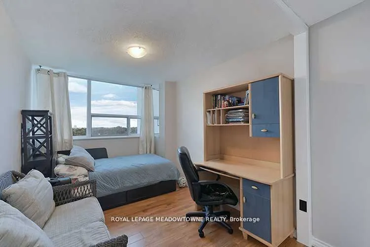 530 Lolita Gardens, #903