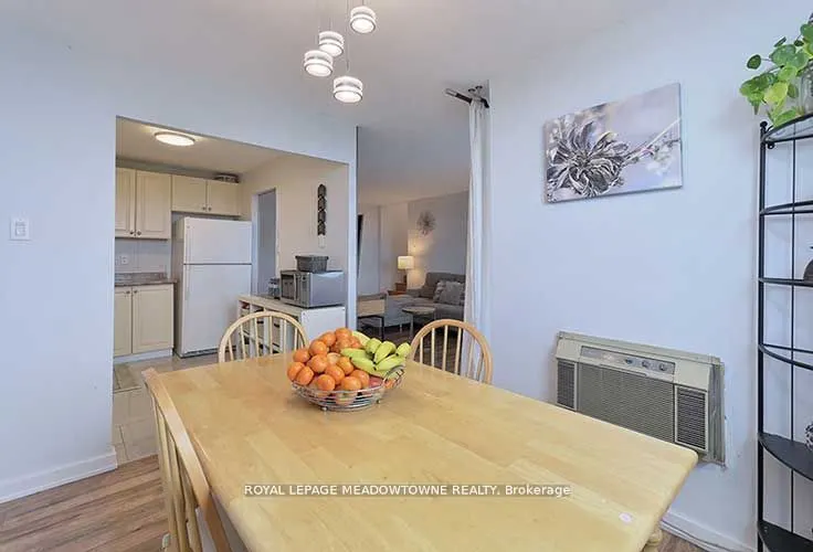 530 Lolita Gardens, #903
