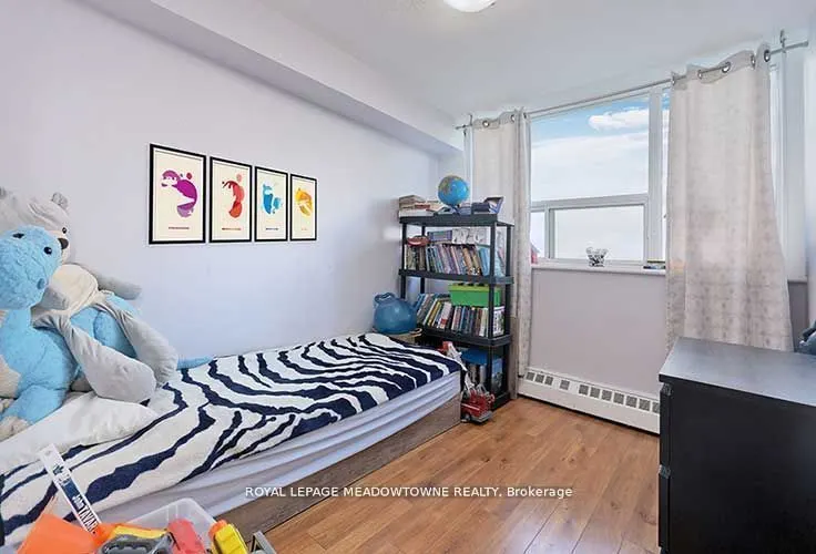 530 Lolita Gardens, #903