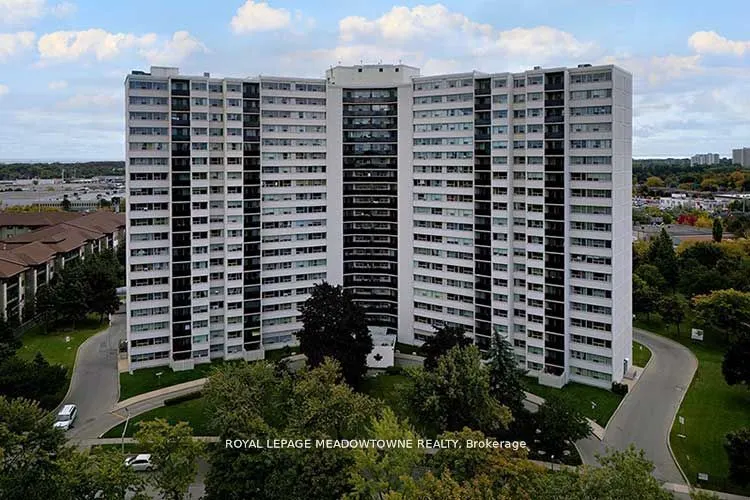530 Lolita Gardens, #903