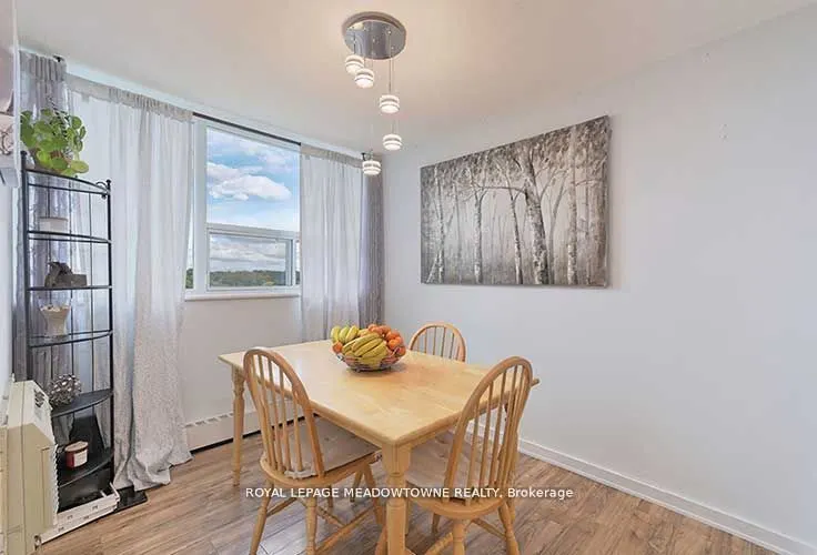 530 Lolita Gardens, #903