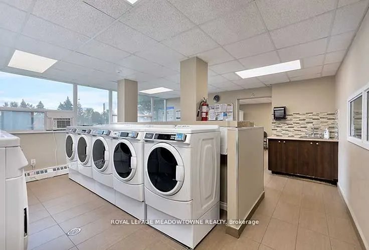 530 Lolita Gardens, #903