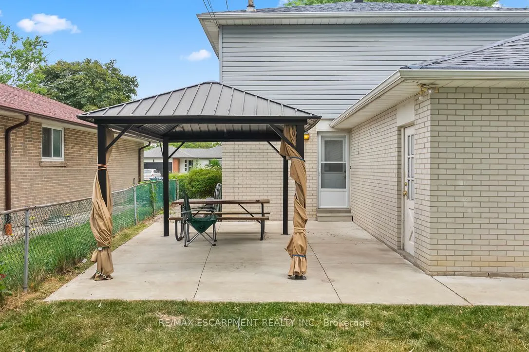 1 Dunbarton Crescent