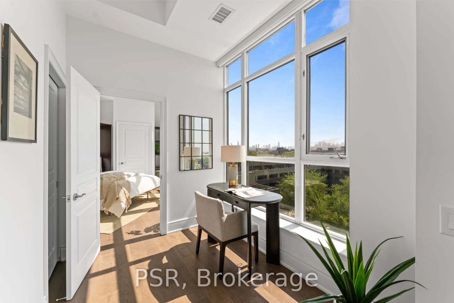 437 Roncesvalles Avenue, #702