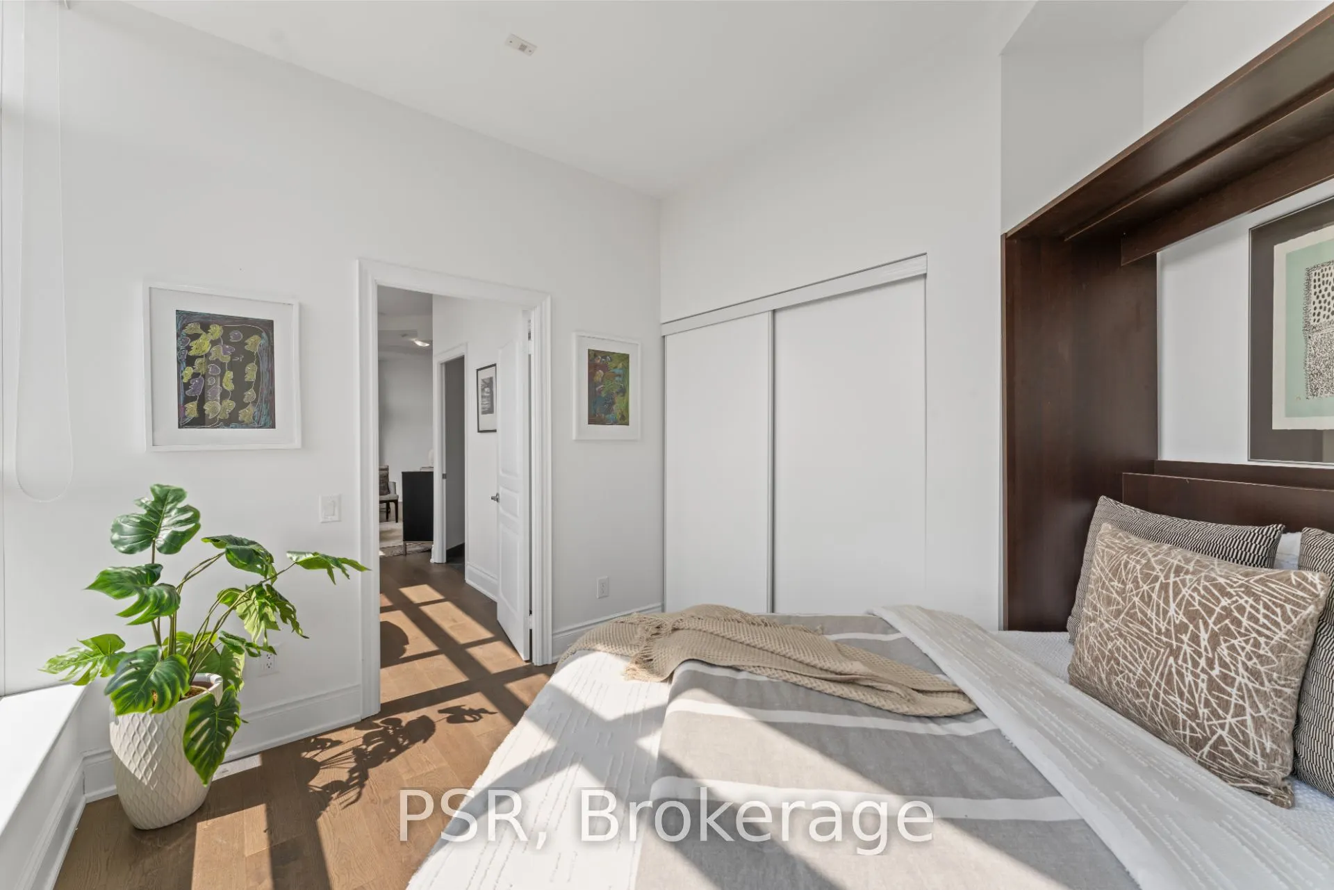 437 Roncesvalles Avenue, #702