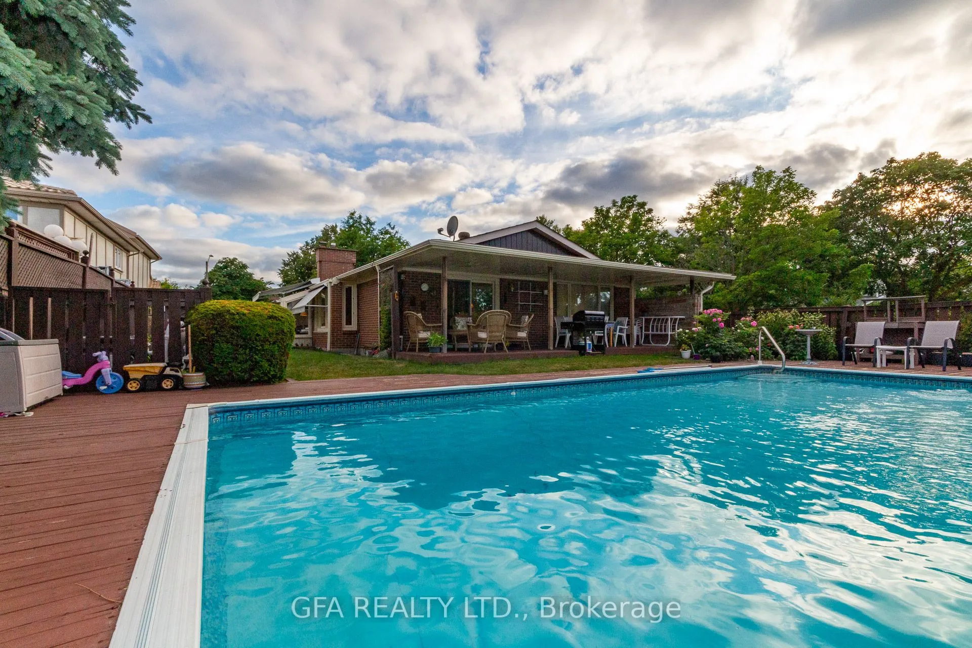 3699 Twinmaple Drive