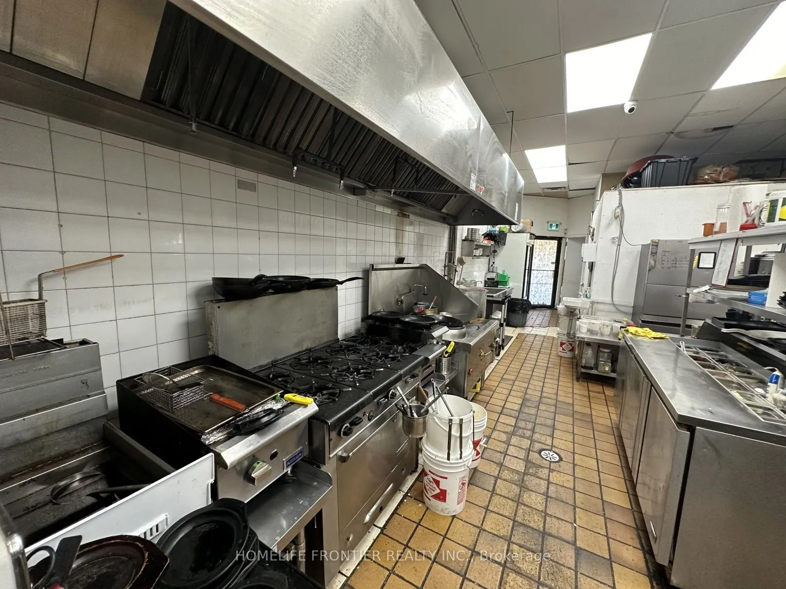 257 Dundas Street E, #8&9
