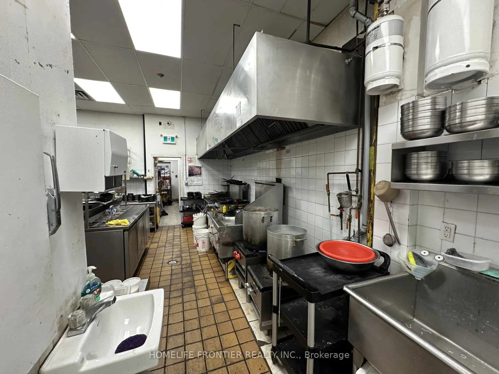 257 Dundas Street E, #8&9