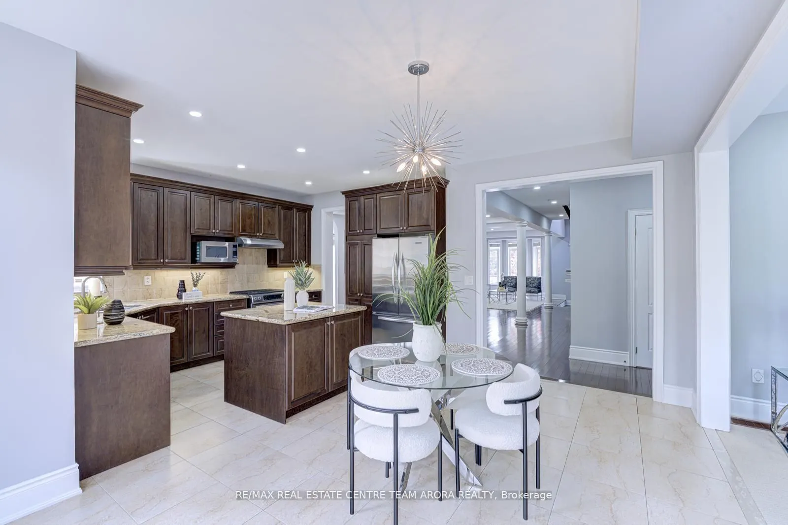 3313 Mistwell Crescent