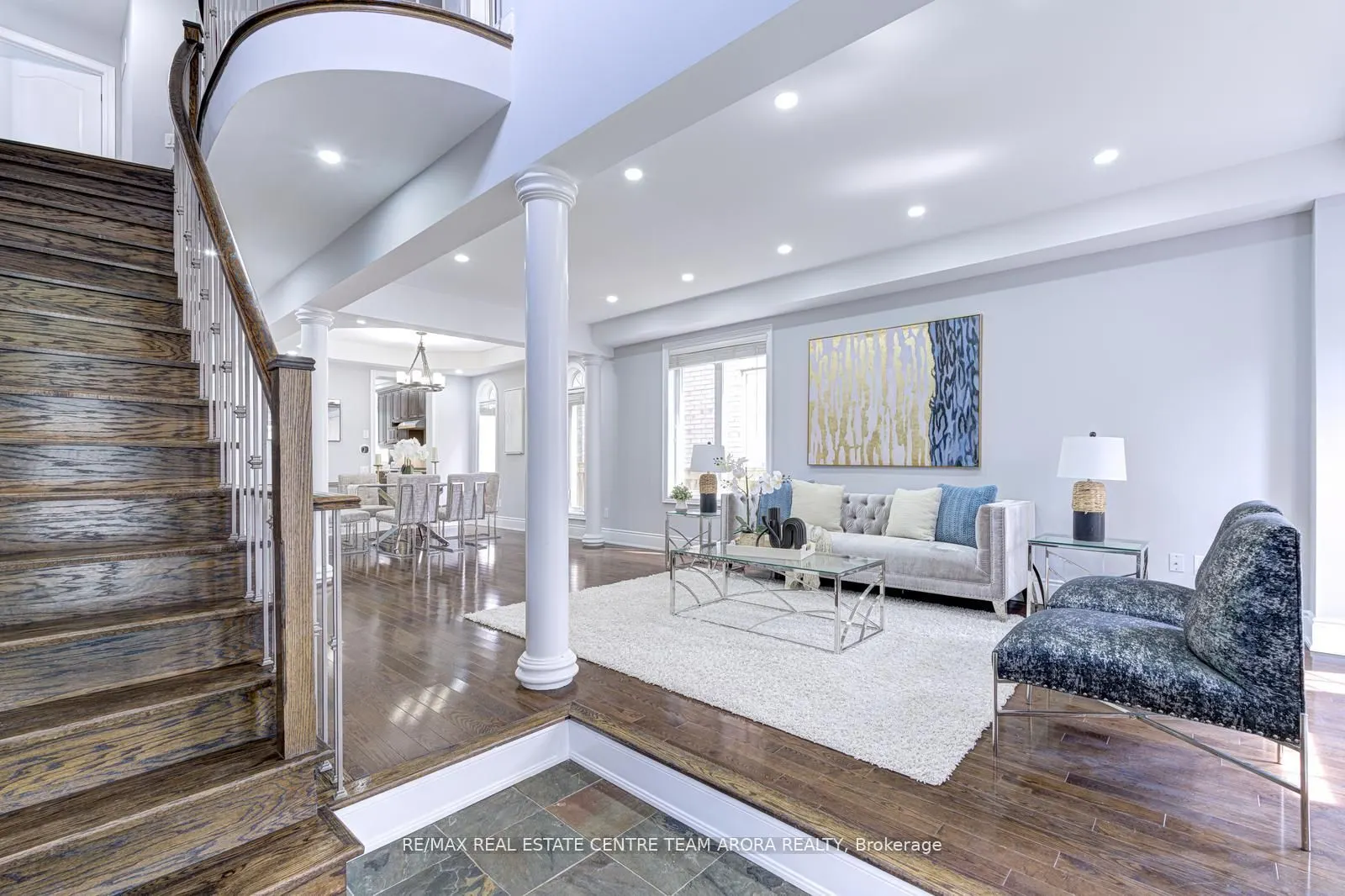 3313 Mistwell Crescent