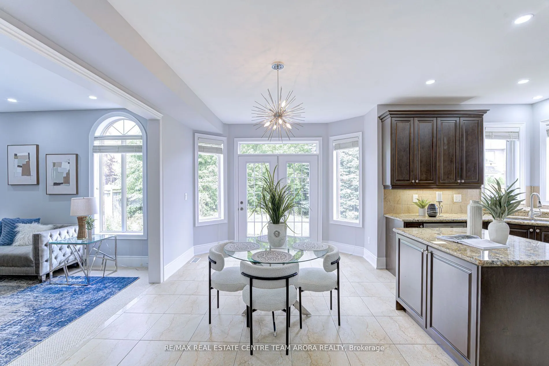 3313 Mistwell Crescent