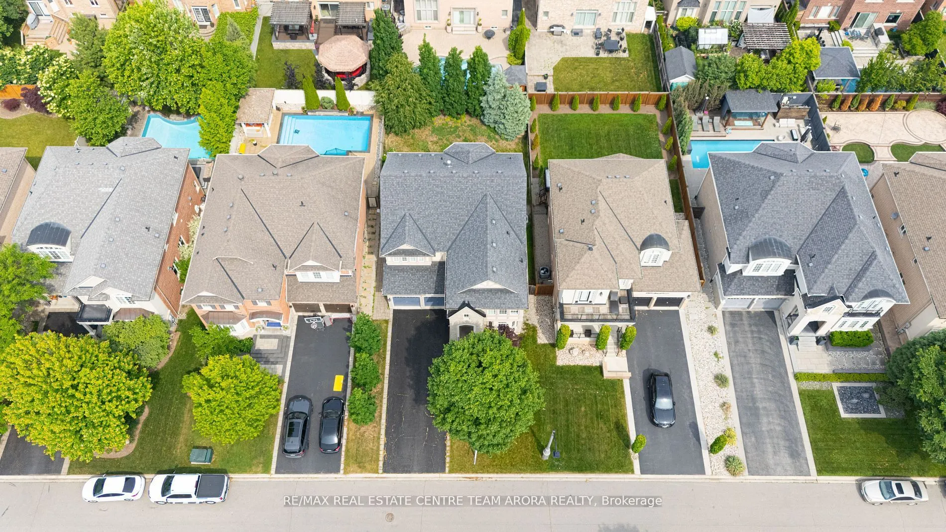 3313 Mistwell Crescent