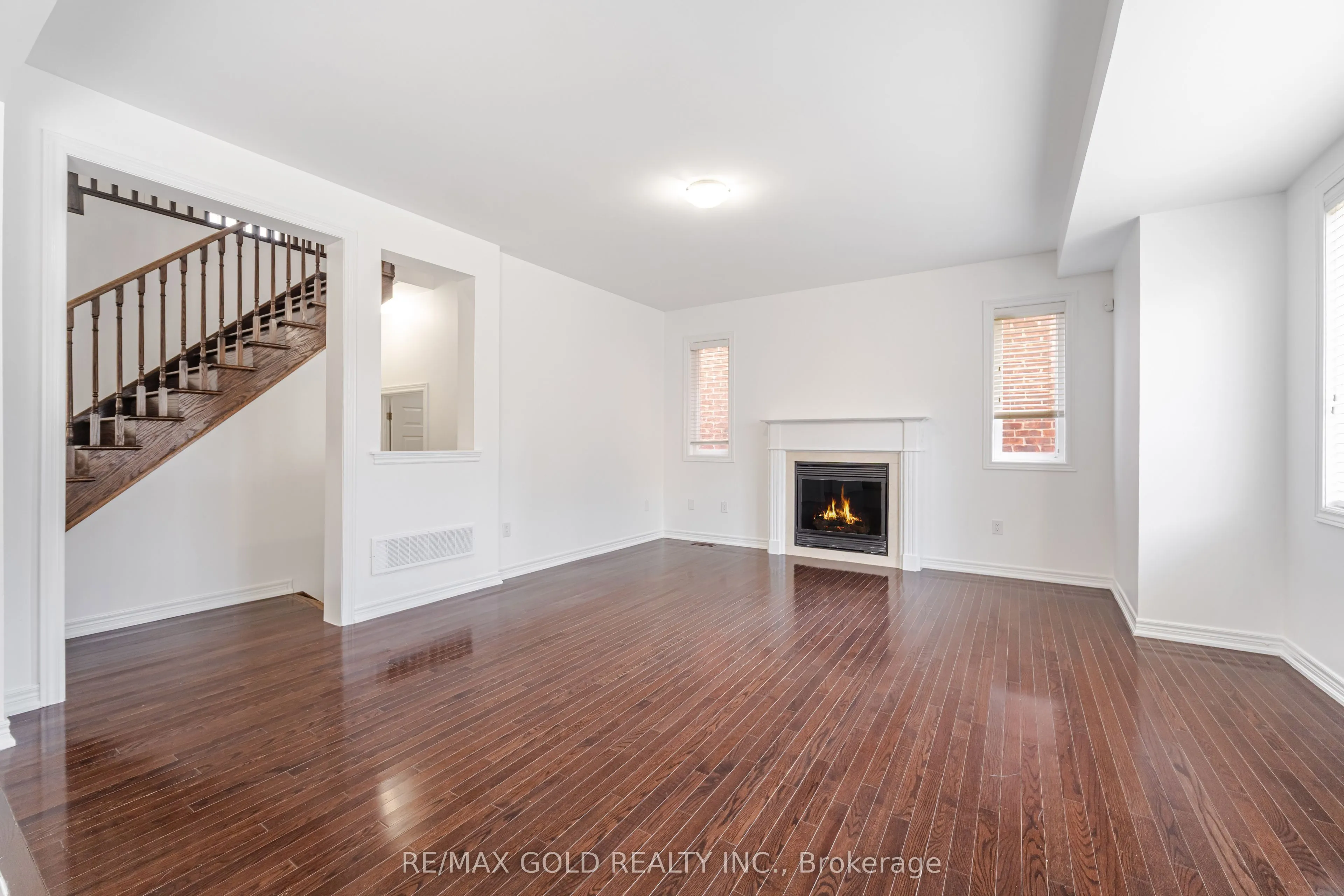 5288 Longford Crescent
