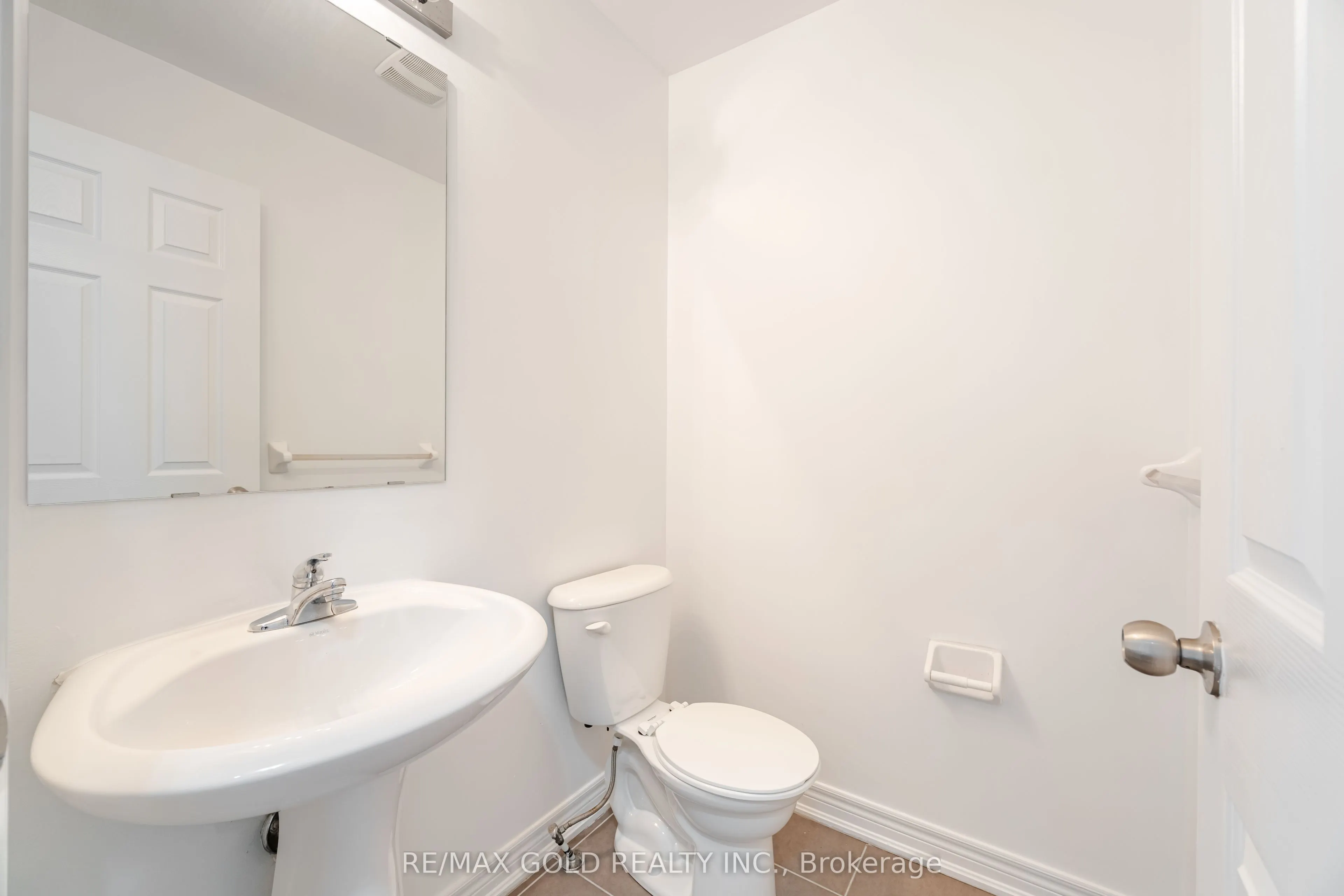 5288 Longford Crescent
