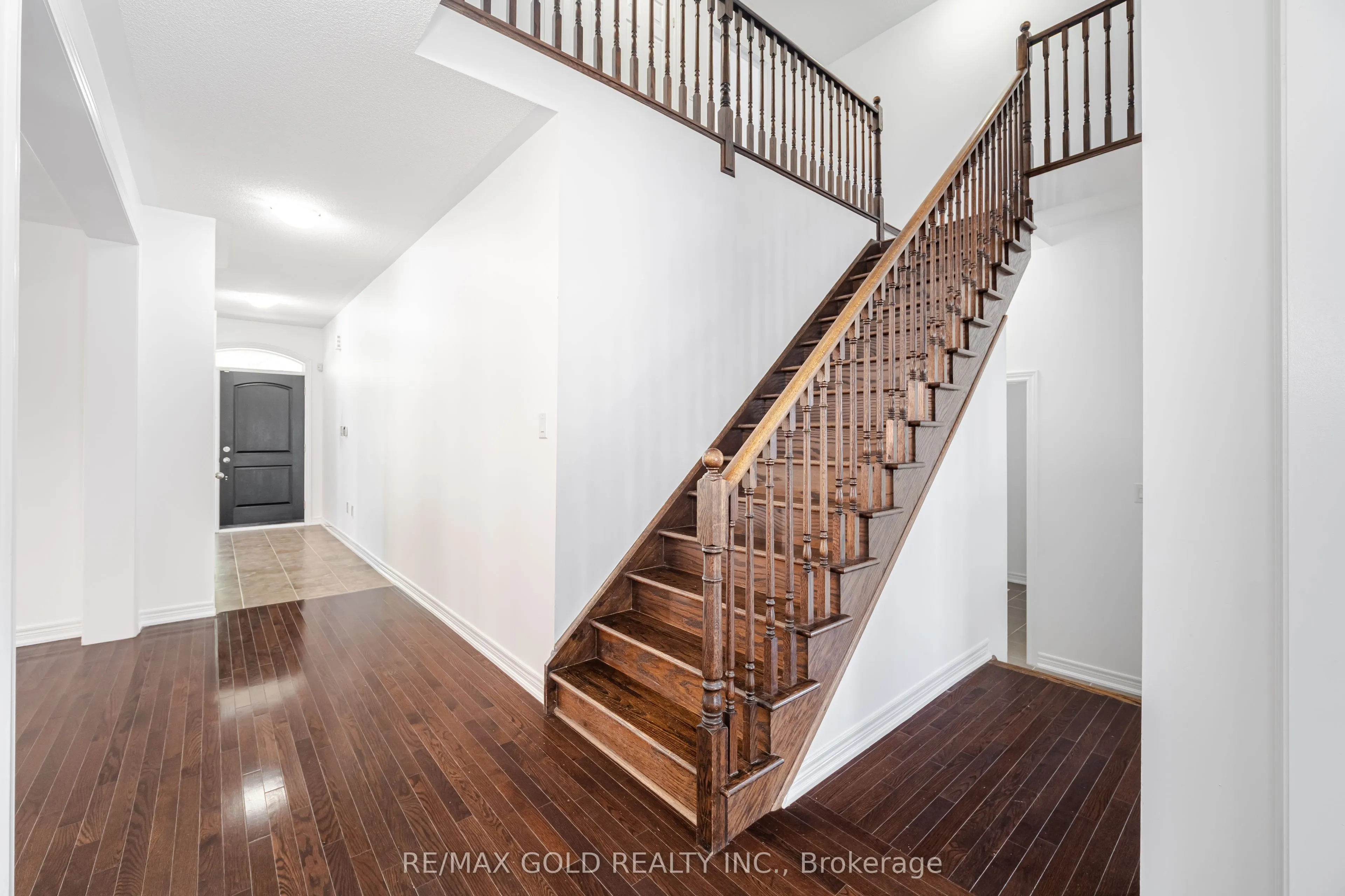 5288 Longford Crescent