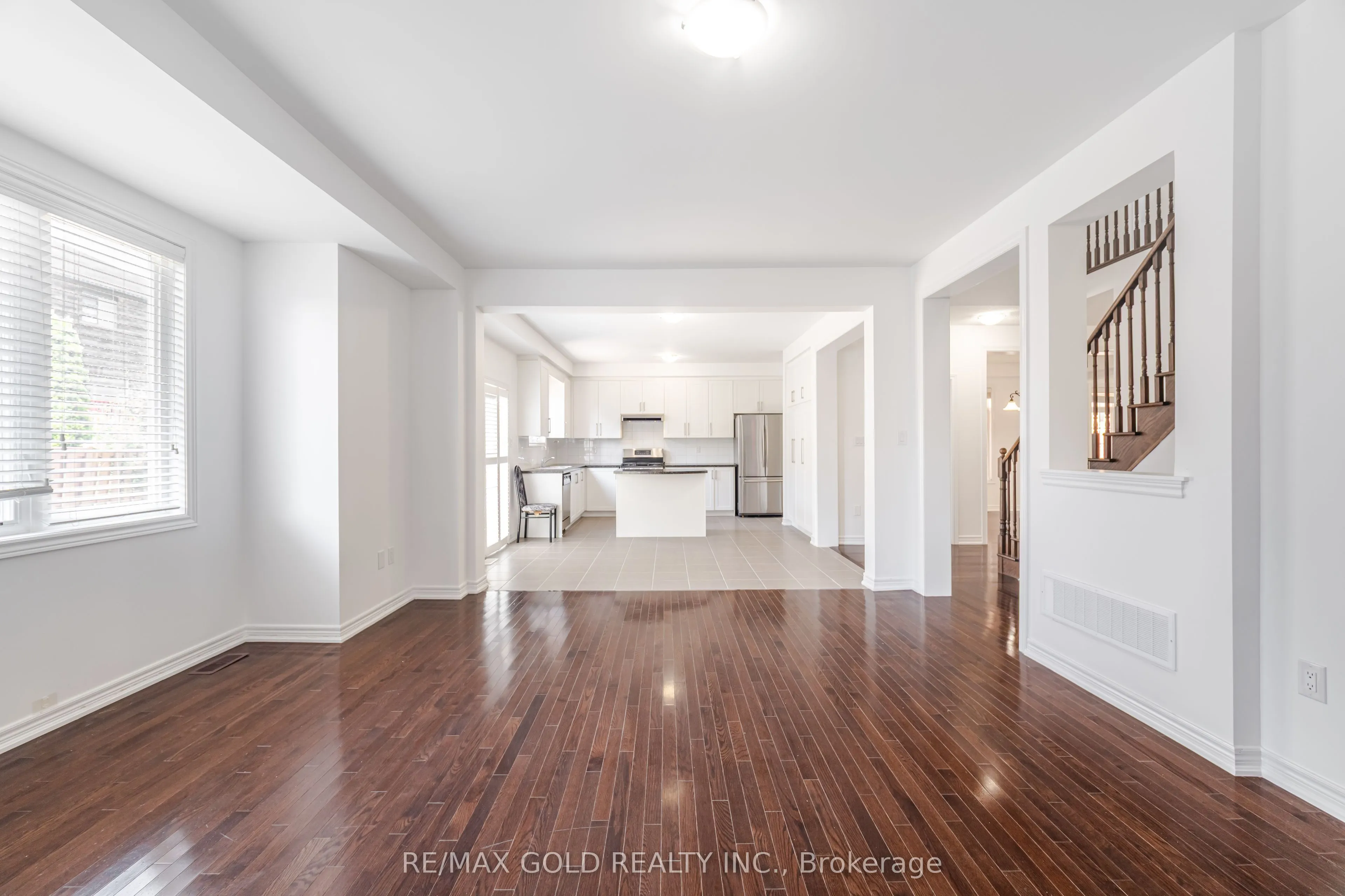 5288 Longford Crescent
