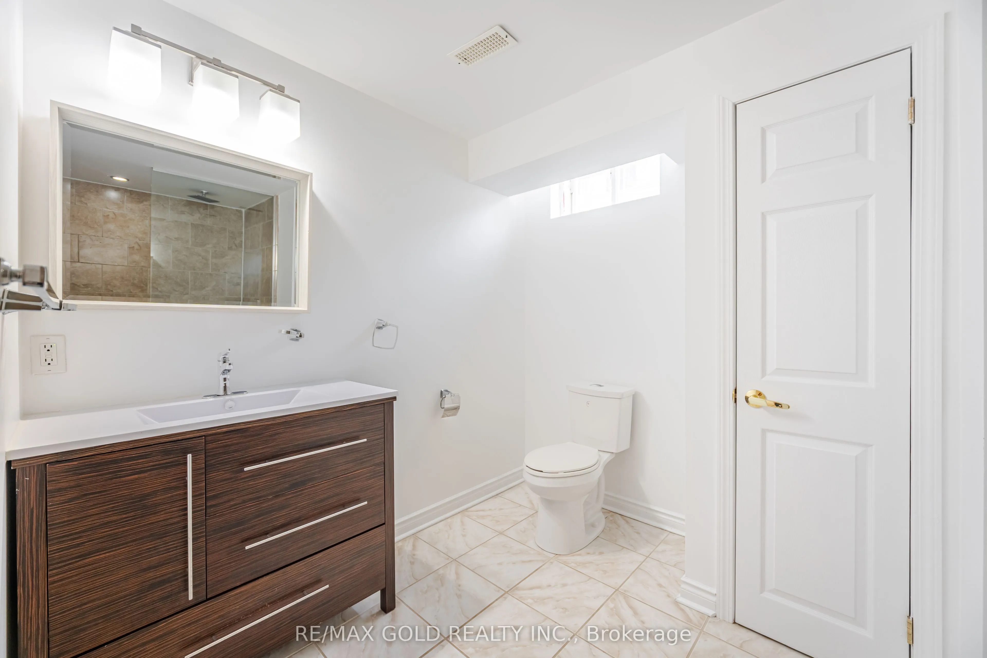 5288 Longford Crescent