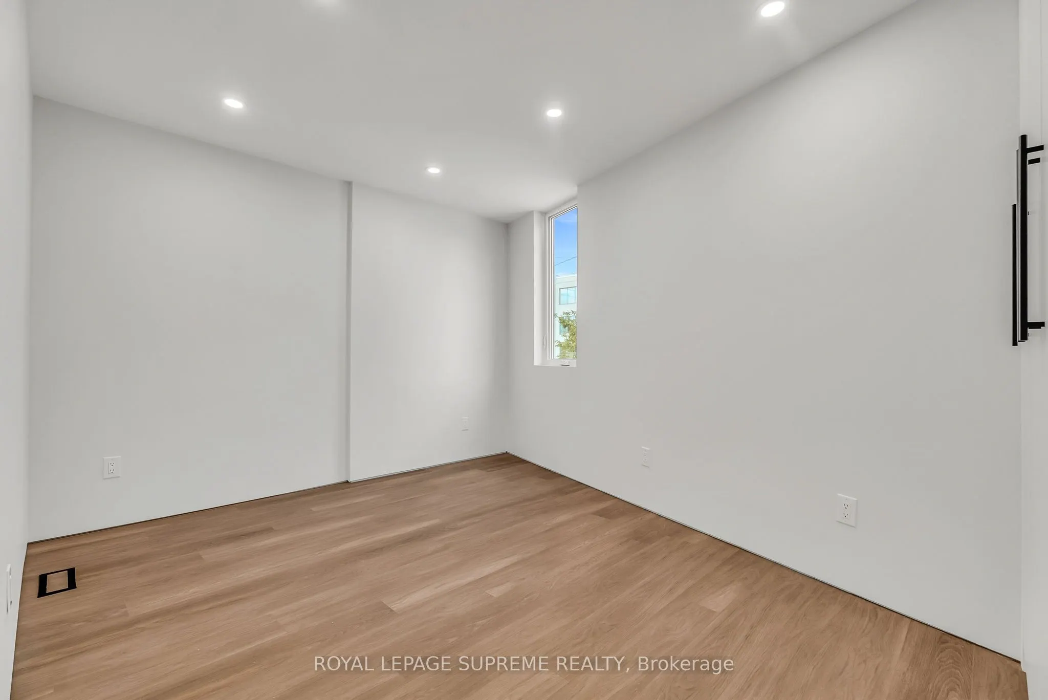 101 Bernice Crescent, #1