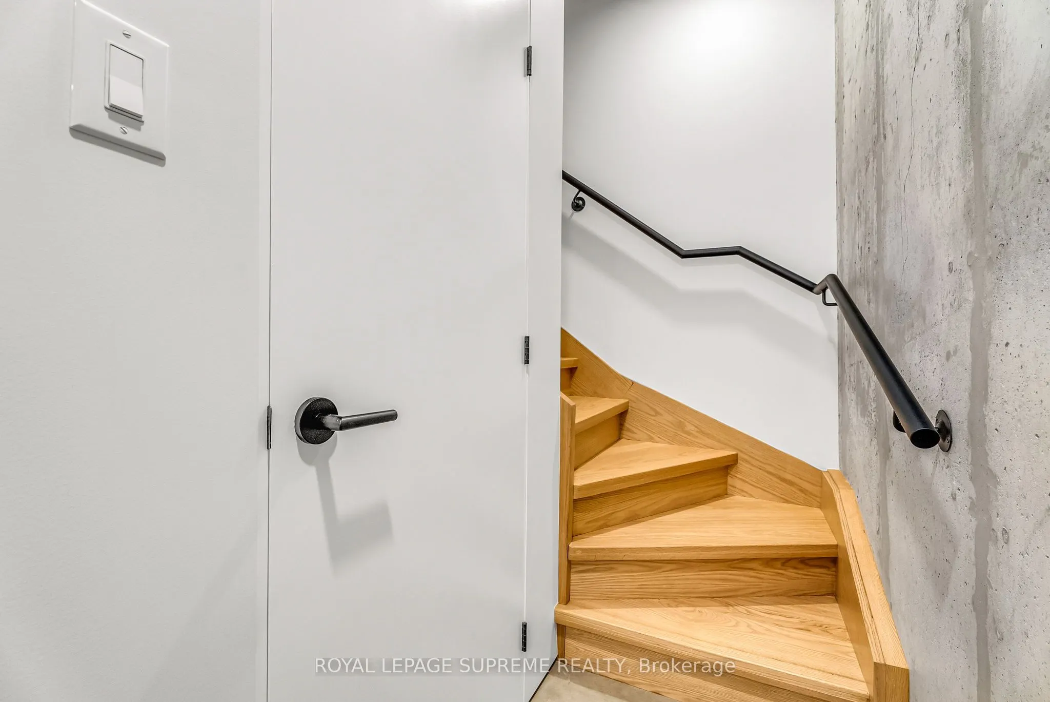 101 Bernice Crescent, #1