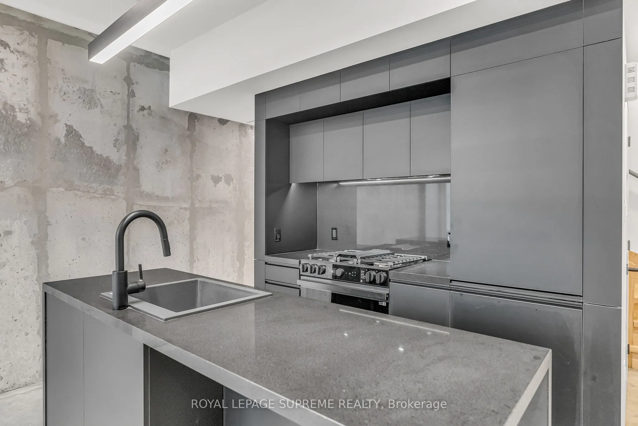 101 Bernice Crescent, #1