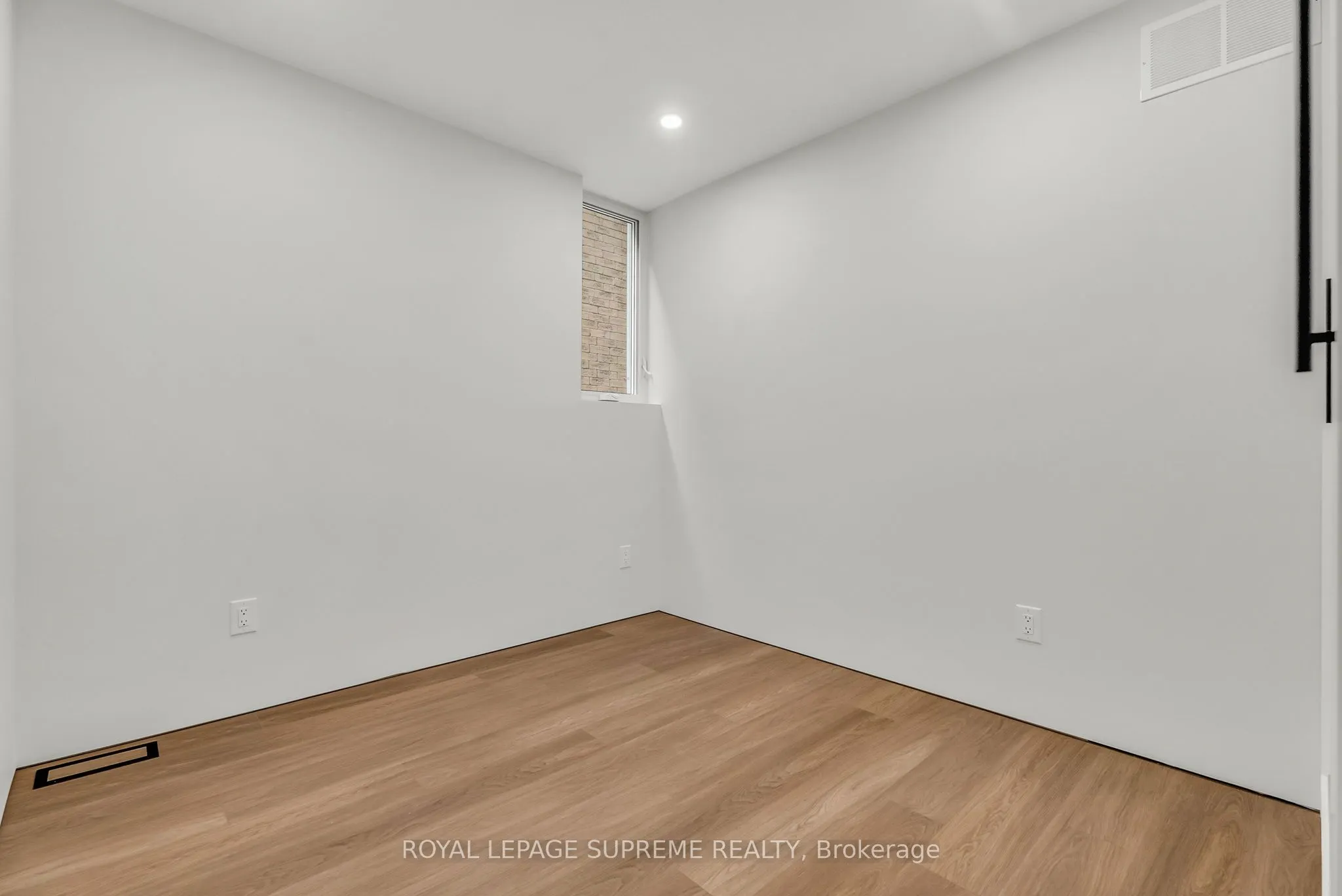 101 Bernice Crescent, #1