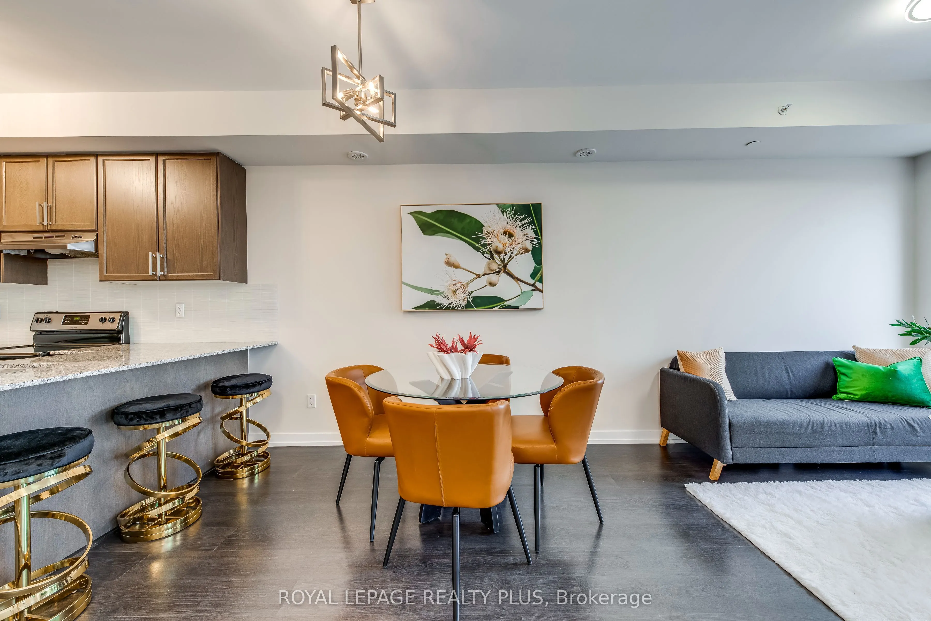 10 Drummond Street, #510