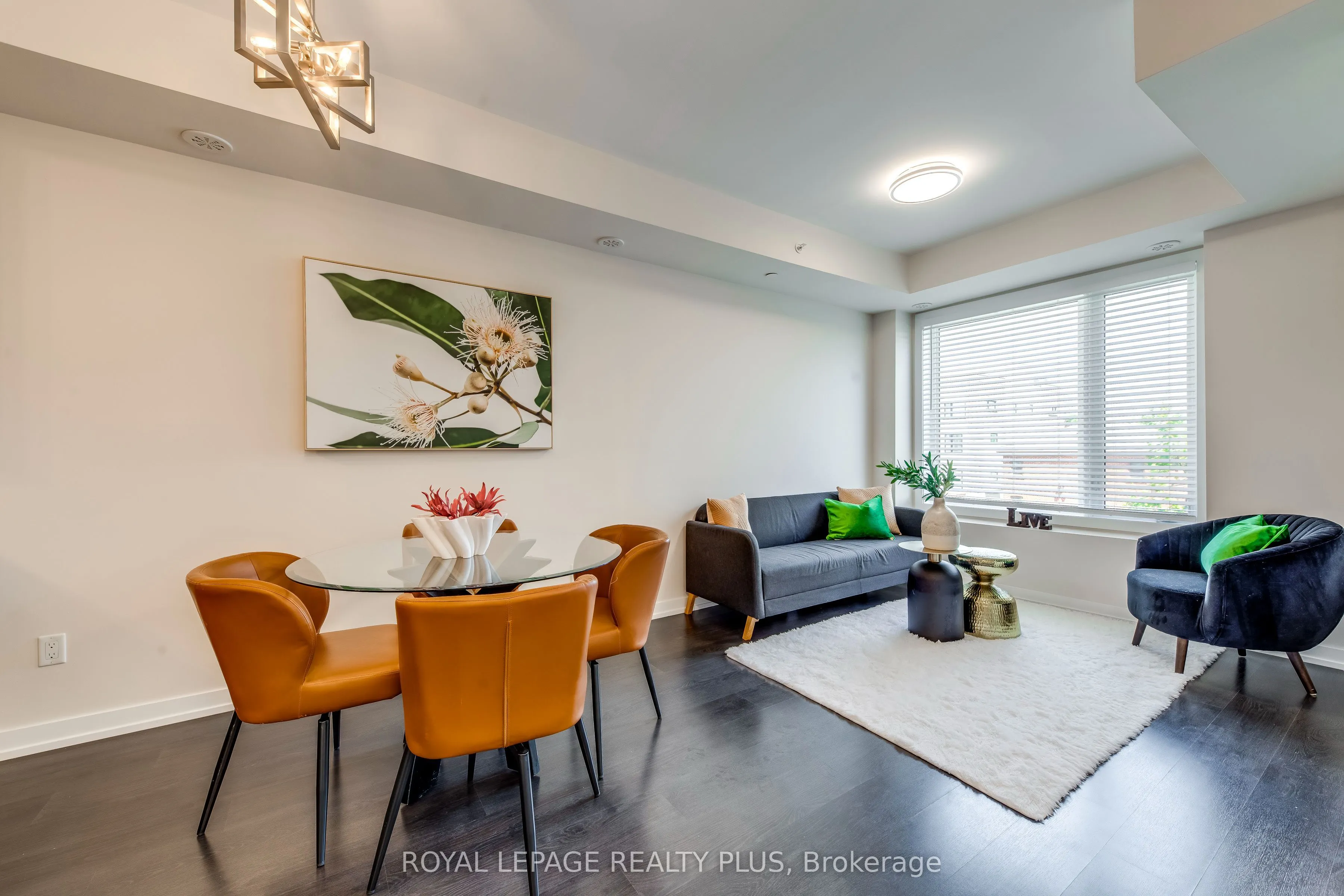 10 Drummond Street, #510