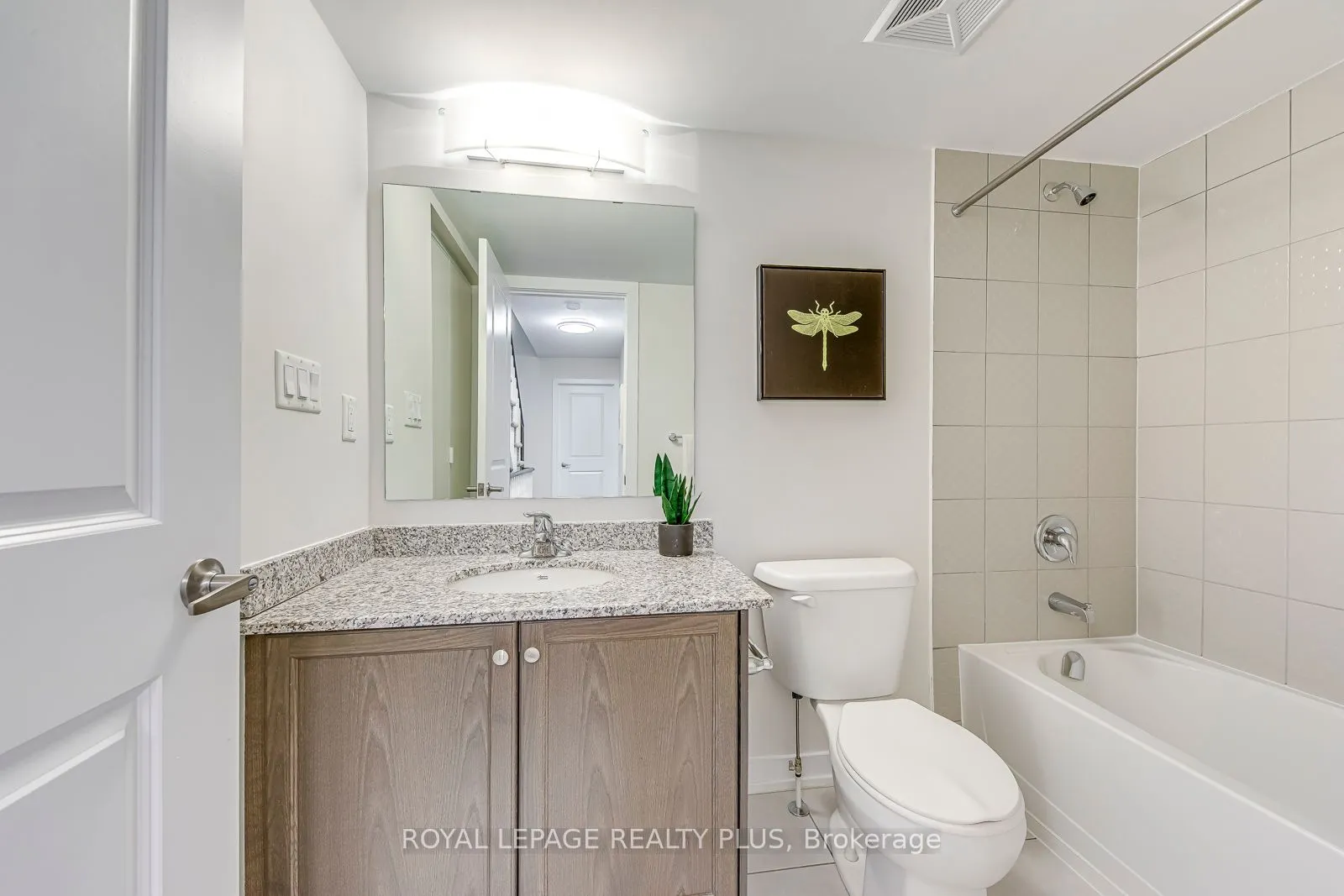10 Drummond Street, #510