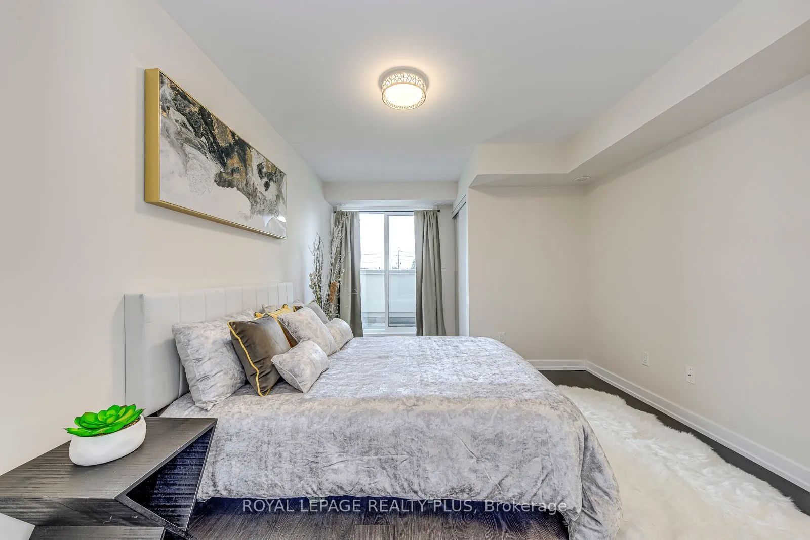 10 Drummond Street, #510