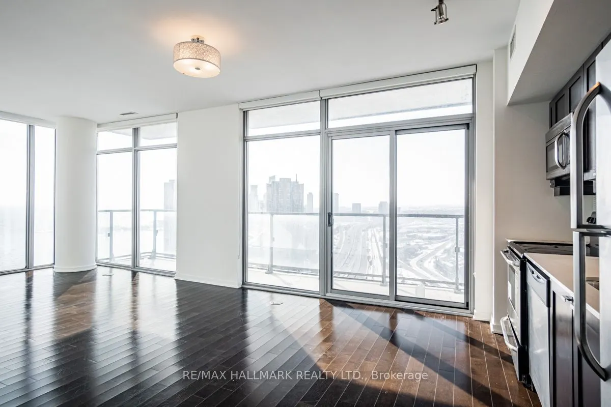 105 The Queensway, #3303